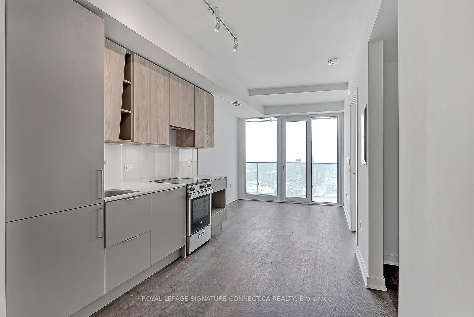 Photo 5 of Unit 4911, 3900 Confederation Parkway, Mississauga, City Centre — HOMEH