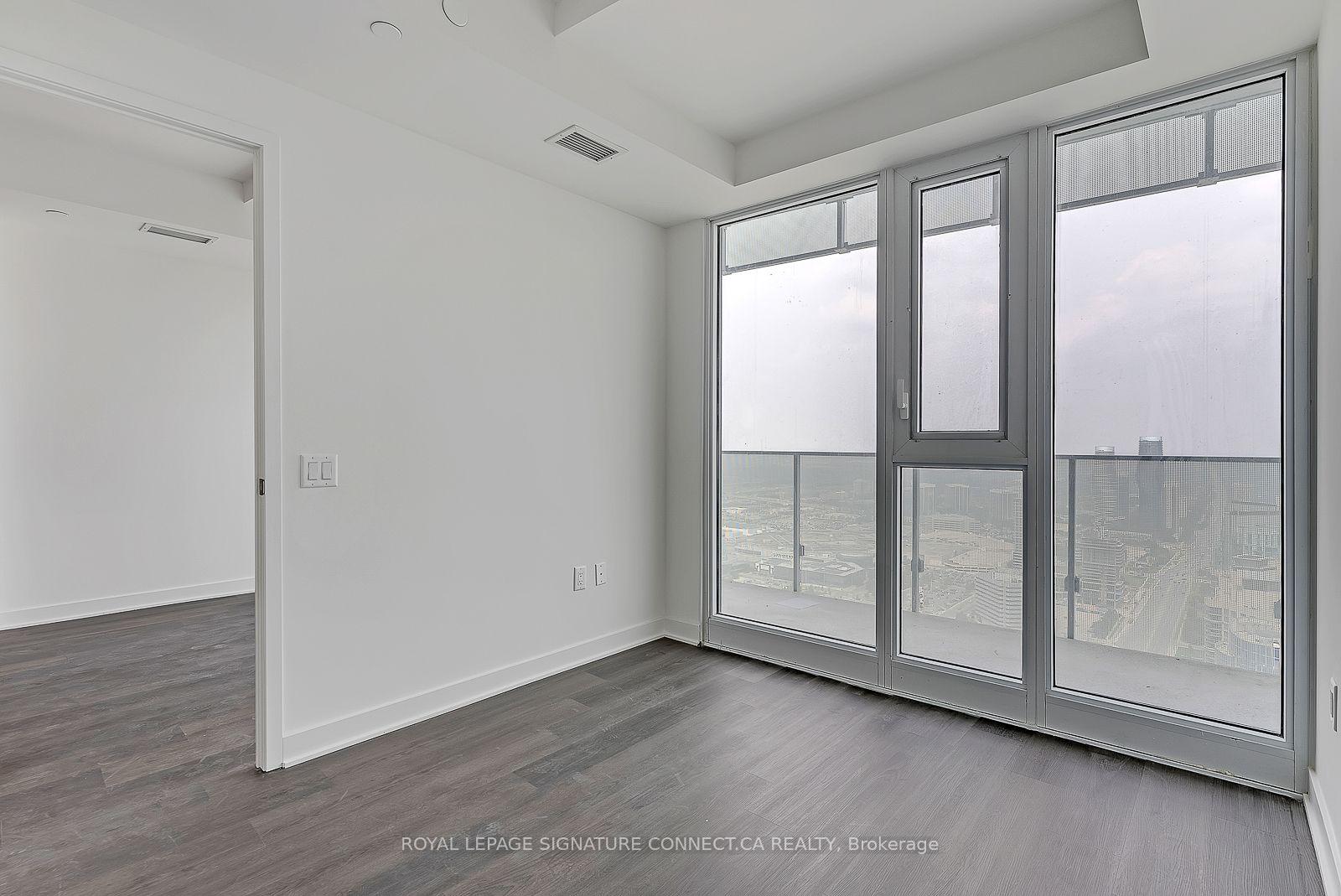 Photo 14 of Unit 4911, 3900 Confederation Parkway, Mississauga, City Centre — HOMEH