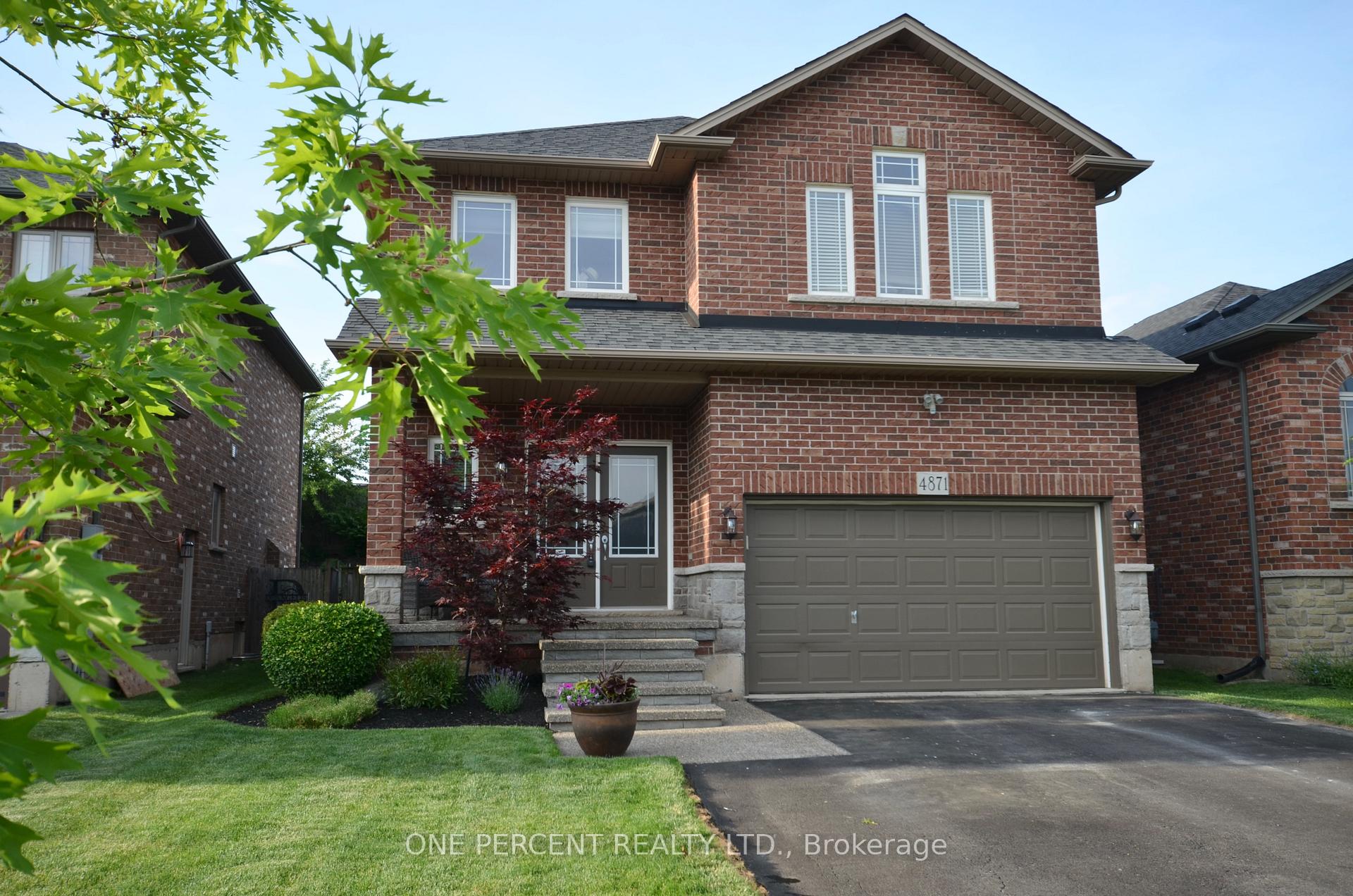 Photo of 4871 Northgate Crescent