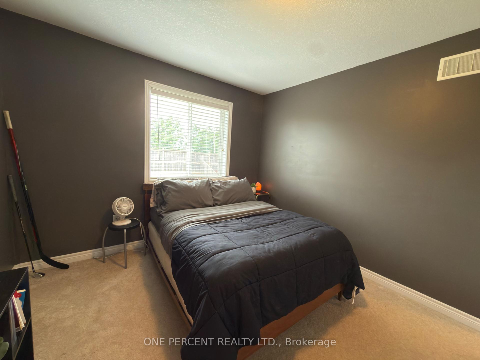 Photo 15 of 4871 Northgate Crescent, Lincoln, Lincoln Lake — HOMEH