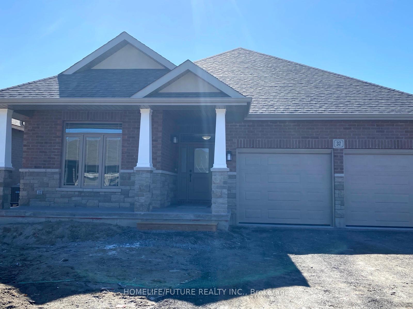 Photo 1 of 37 Covington Crescent, Belleville, Thurlow Ward — HOMEH