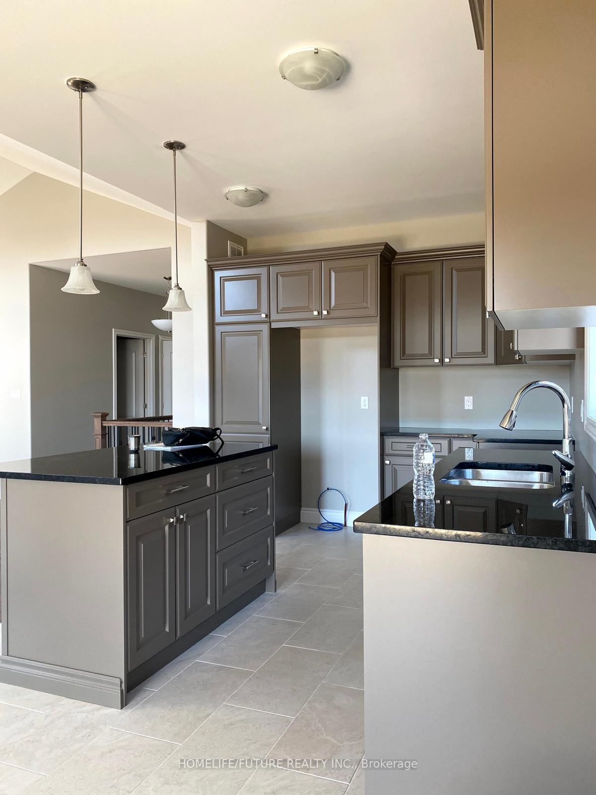Photo 5 of 37 Covington Crescent, Belleville, Thurlow Ward — HOMEH