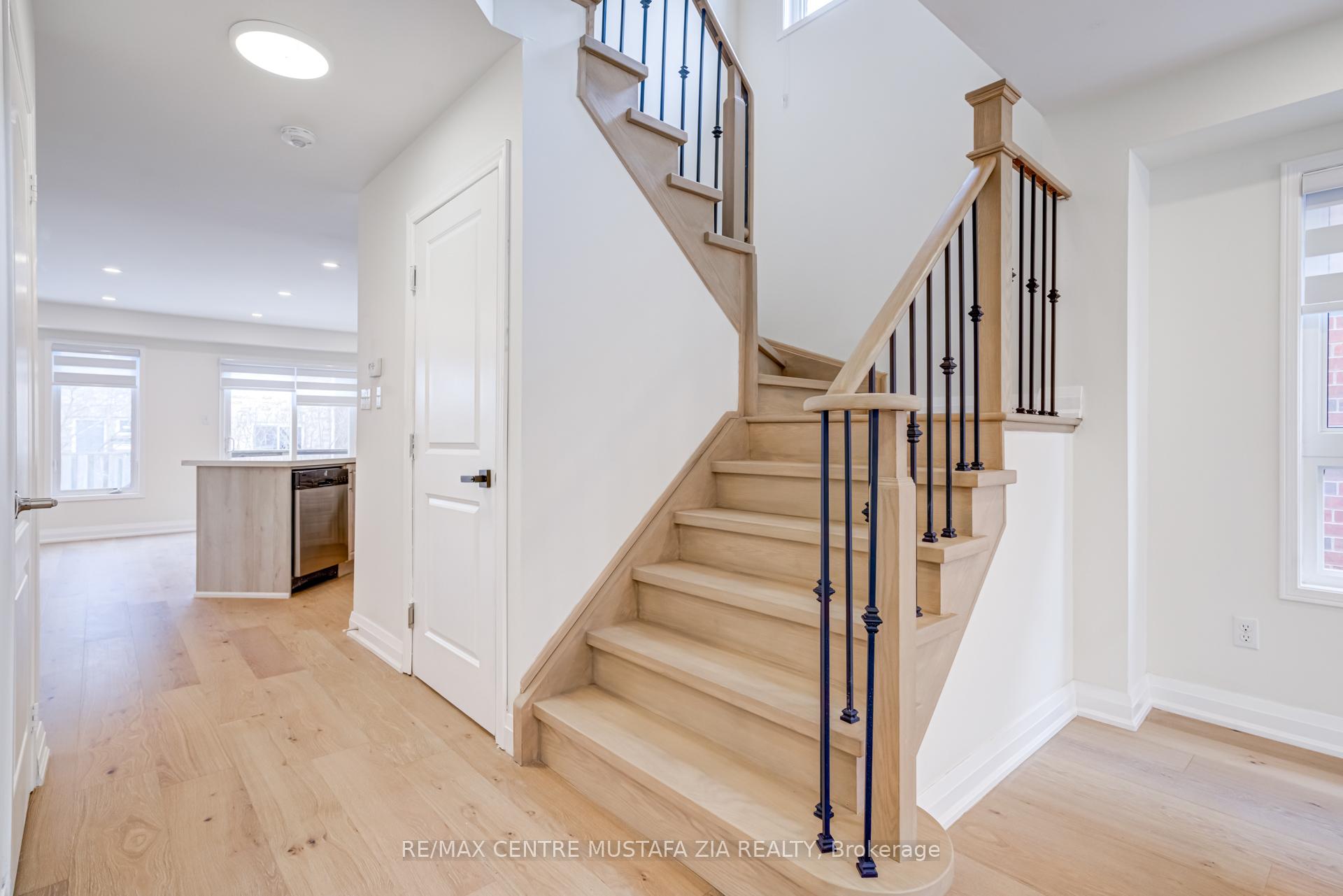 Photo 18 of Unit UPPER, 3294 Respond Road, Mississauga, Churchill Meadows — HOMEH