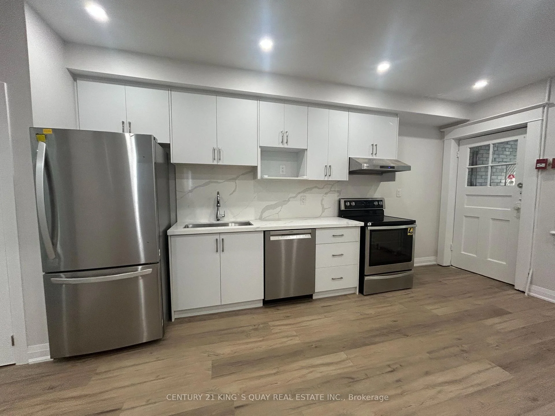 Photo 7 of Unit 1, 223 Roncesvelles Avenue, Toronto, Roncesvalles — HOMEH