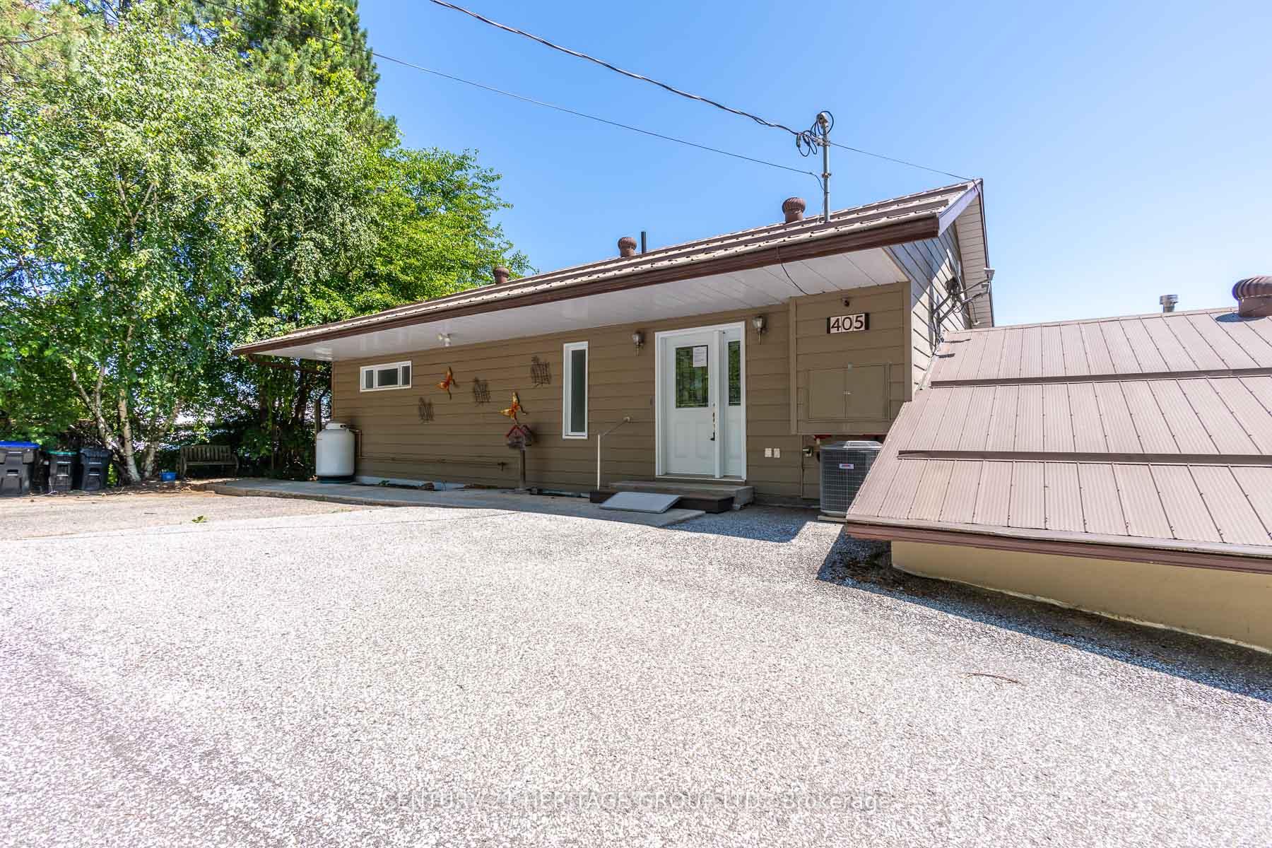 Photo 3 of 405 Champlain Road, Penetanguishene — HOMEH