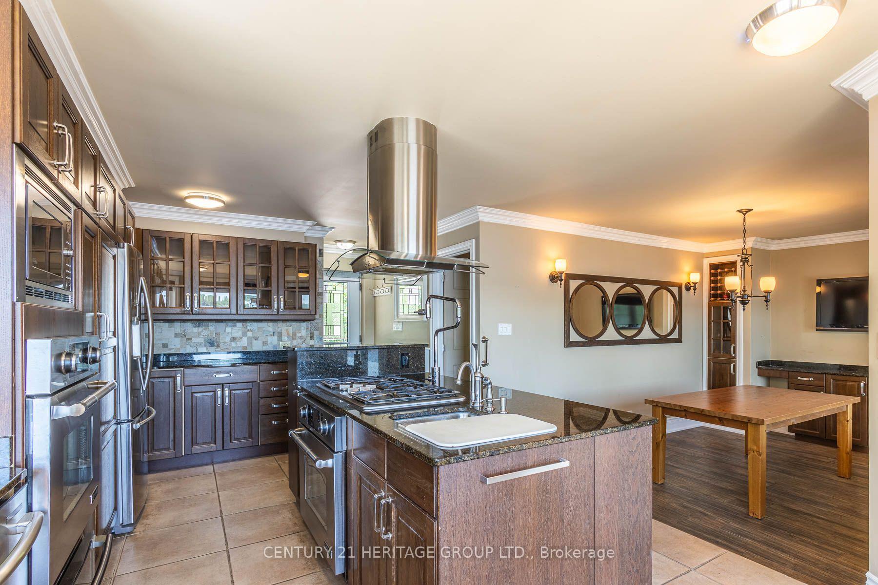 Photo 8 of 405 Champlain Road, Penetanguishene — HOMEH
