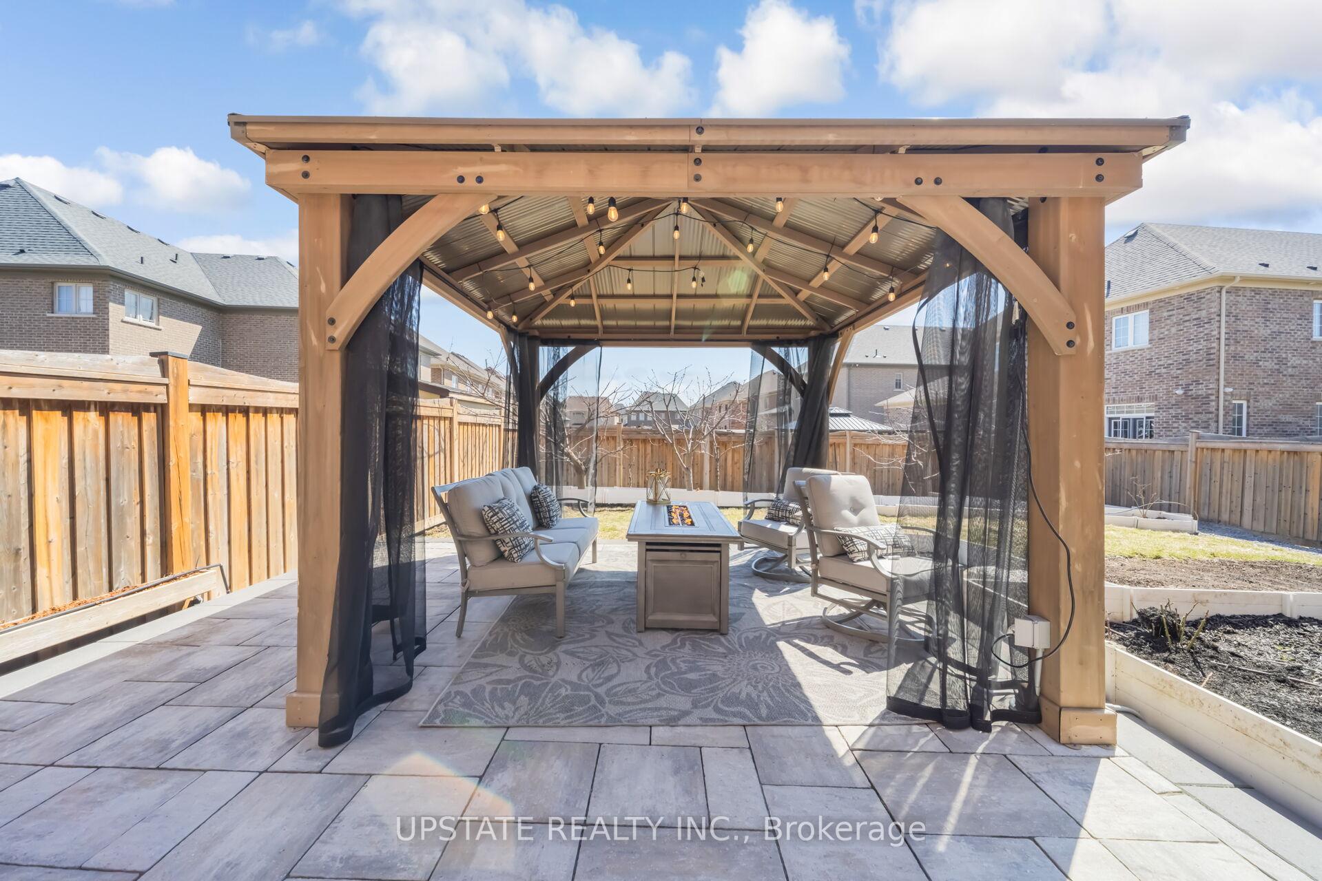 Photo 47 of 23 Spain Crescent, Brampton, Toronto Gore Rural Estate — HOMEH