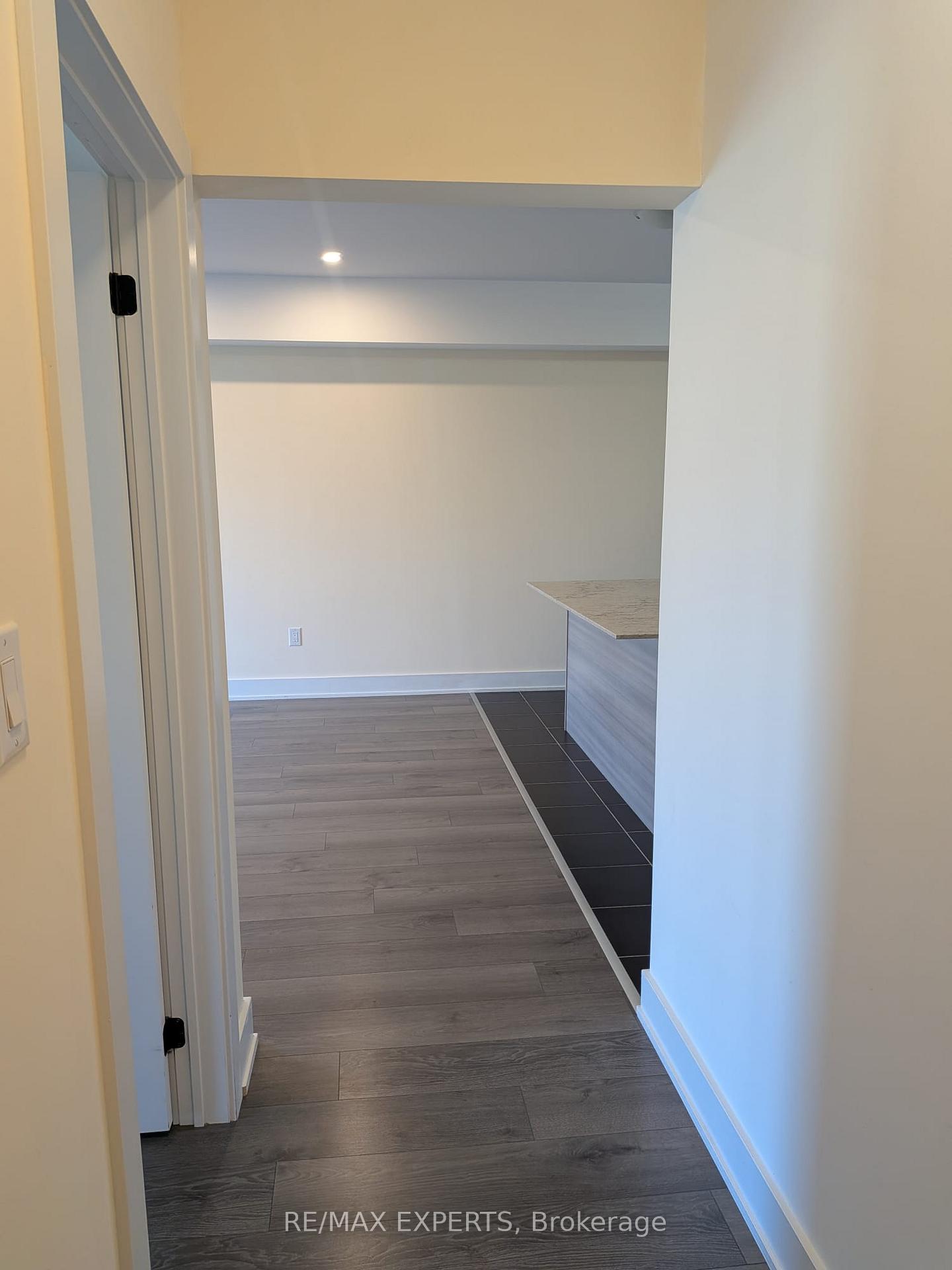 Photo 18 of Unit 205, 5 Chef Lane, Barrie, Innis-Shore — HOMEH