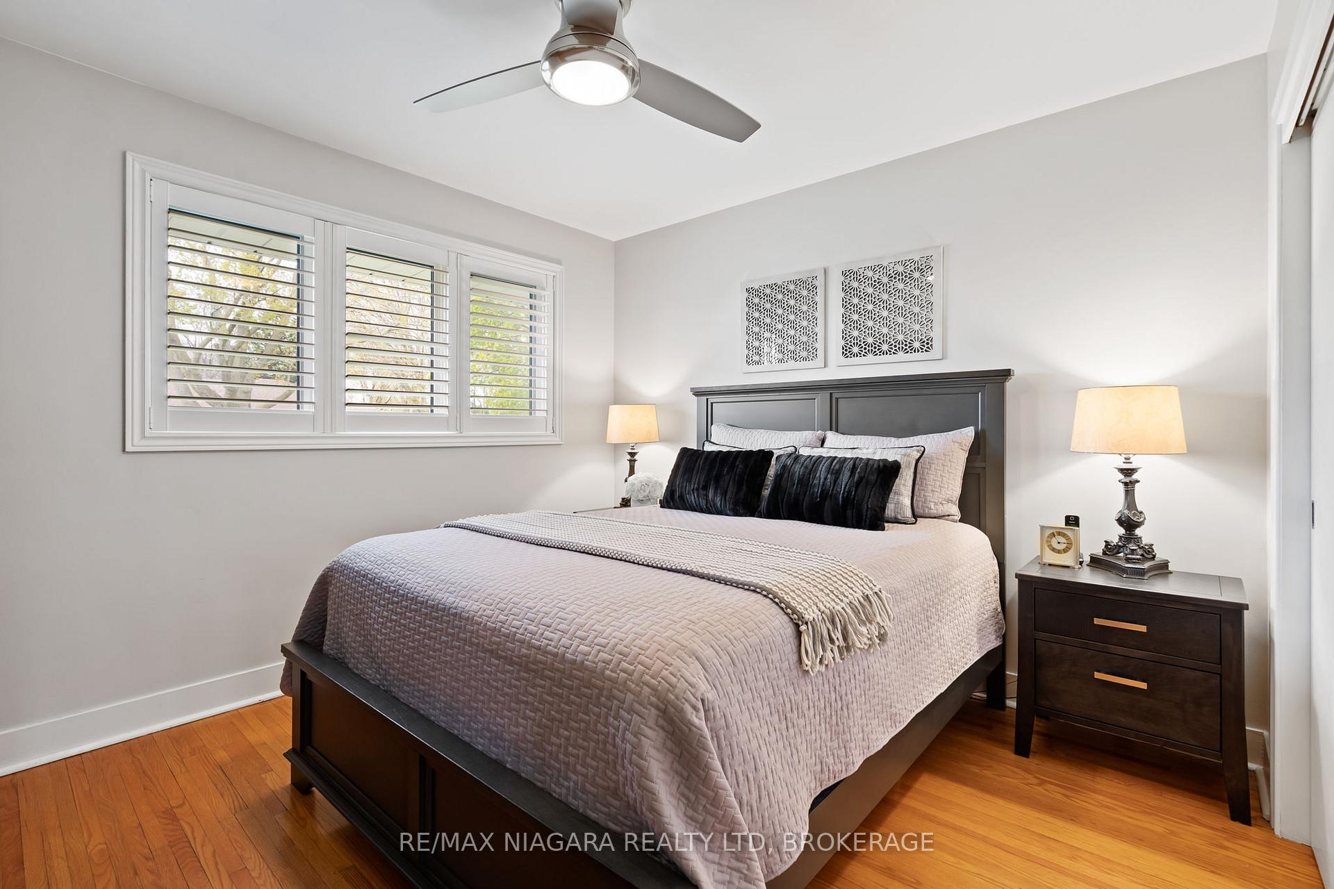 Photo 11 of 5938 Stevens Street, Niagara Falls, Cherrywood — HOMEH