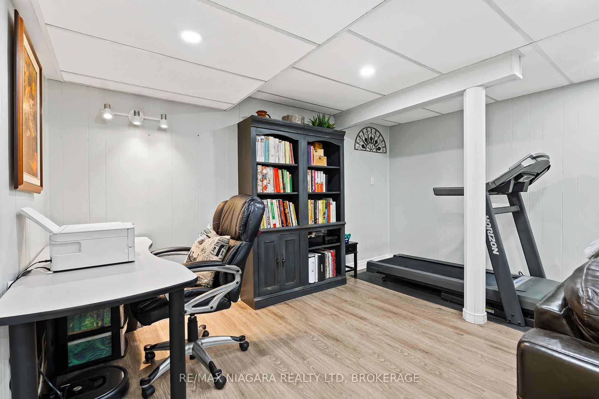 Photo 20 of 5938 Stevens Street, Niagara Falls, Cherrywood — HOMEH