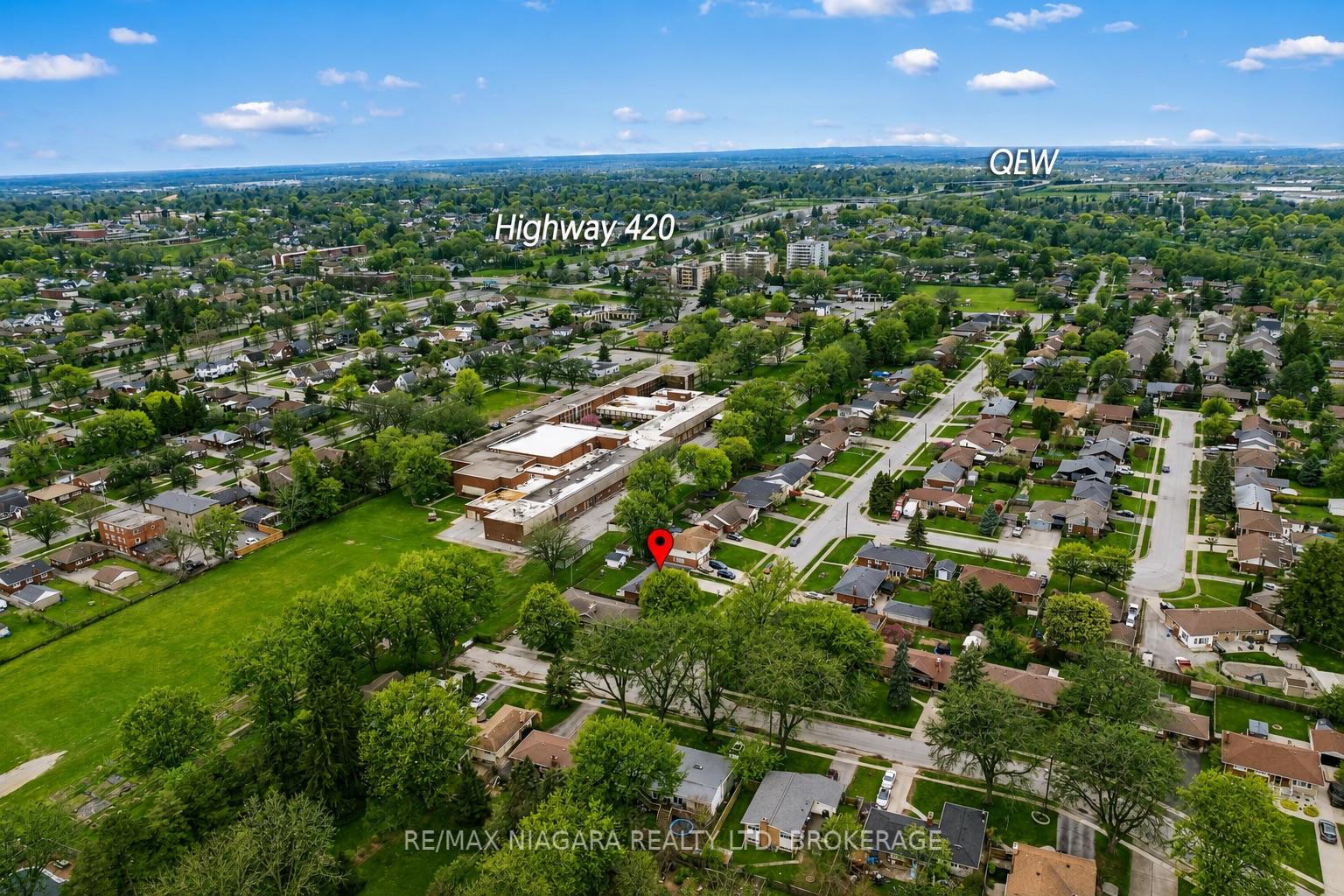 Photo 31 of 5938 Stevens Street, Niagara Falls, Cherrywood — HOMEH