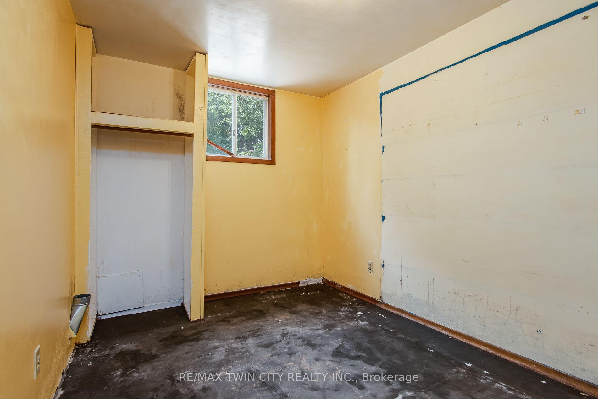 Photo 28 of 635 Cedargrove Place, Waterloo, North Lakeshore — HOMEH