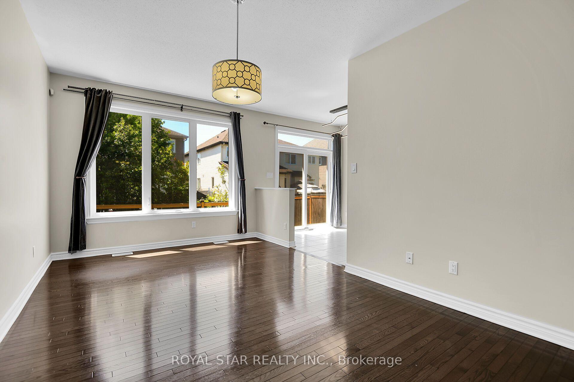 Photo 8 of 191 Flat Sedge Crescent, Ottawa, Blossom Park/Kemp Park/Findlay Creek — HOMEH
