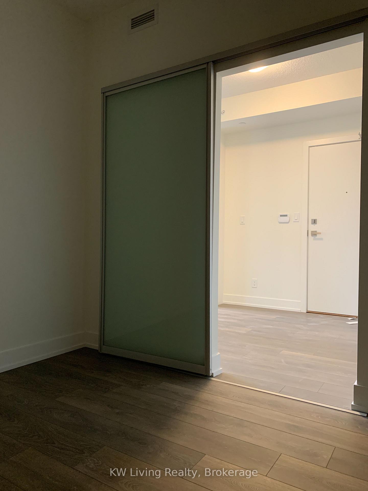 Photo 2 of Unit 1908, 180 Fairview Mall Drive, North York, Don Valley Village — HOMEH