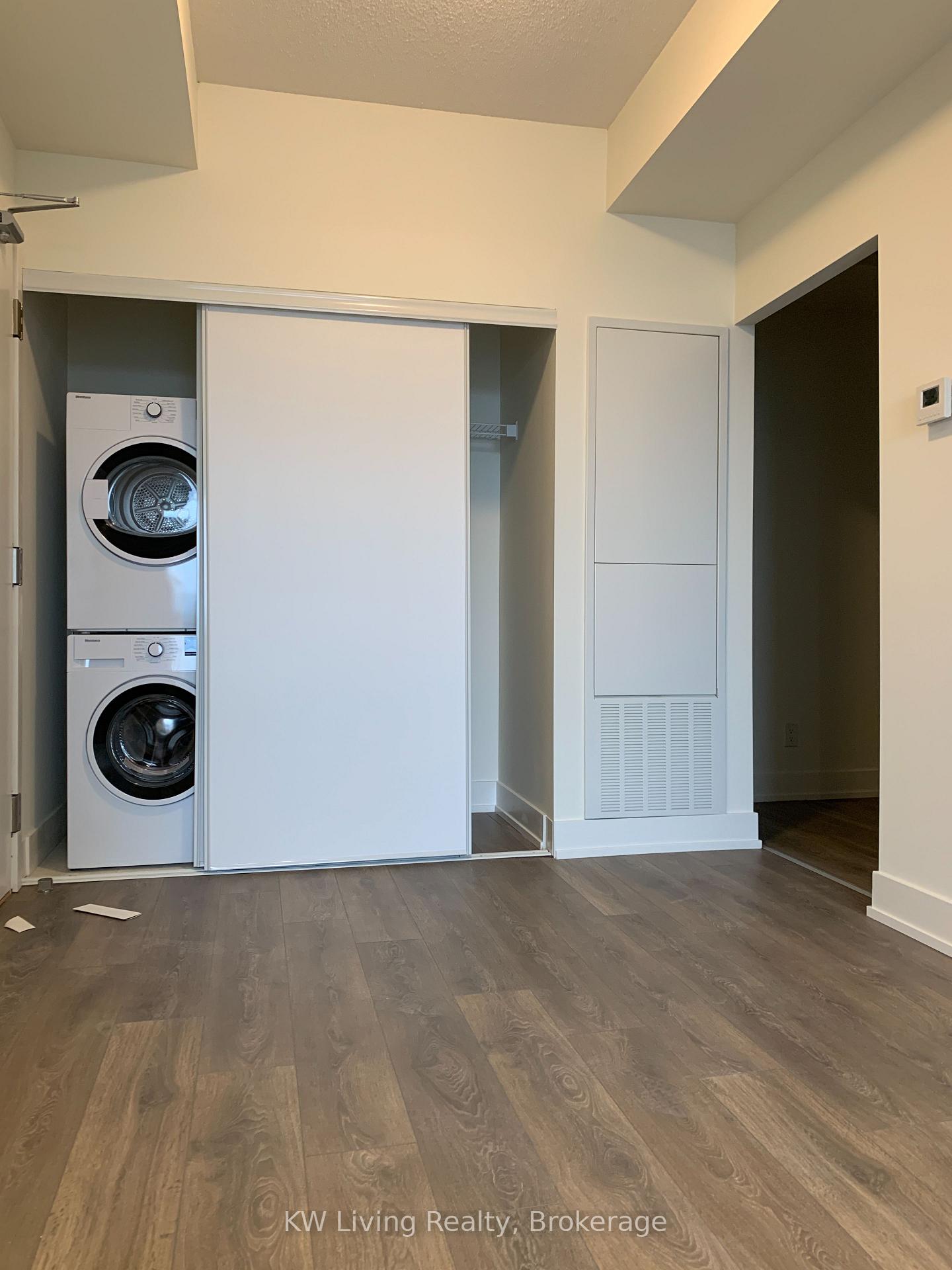 Photo 14 of Unit 1908, 180 Fairview Mall Drive, North York, Don Valley Village — HOMEH