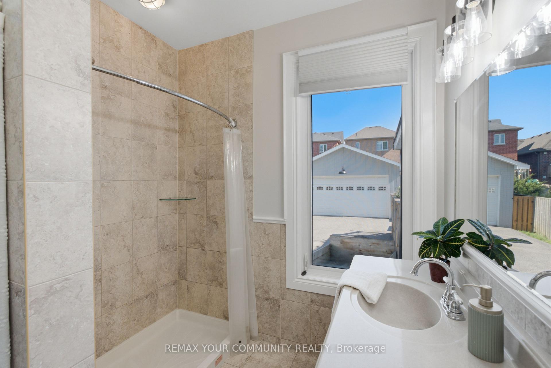 Photo 18 of 169 Tresane Street, Oshawa, Vanier — HOMEH