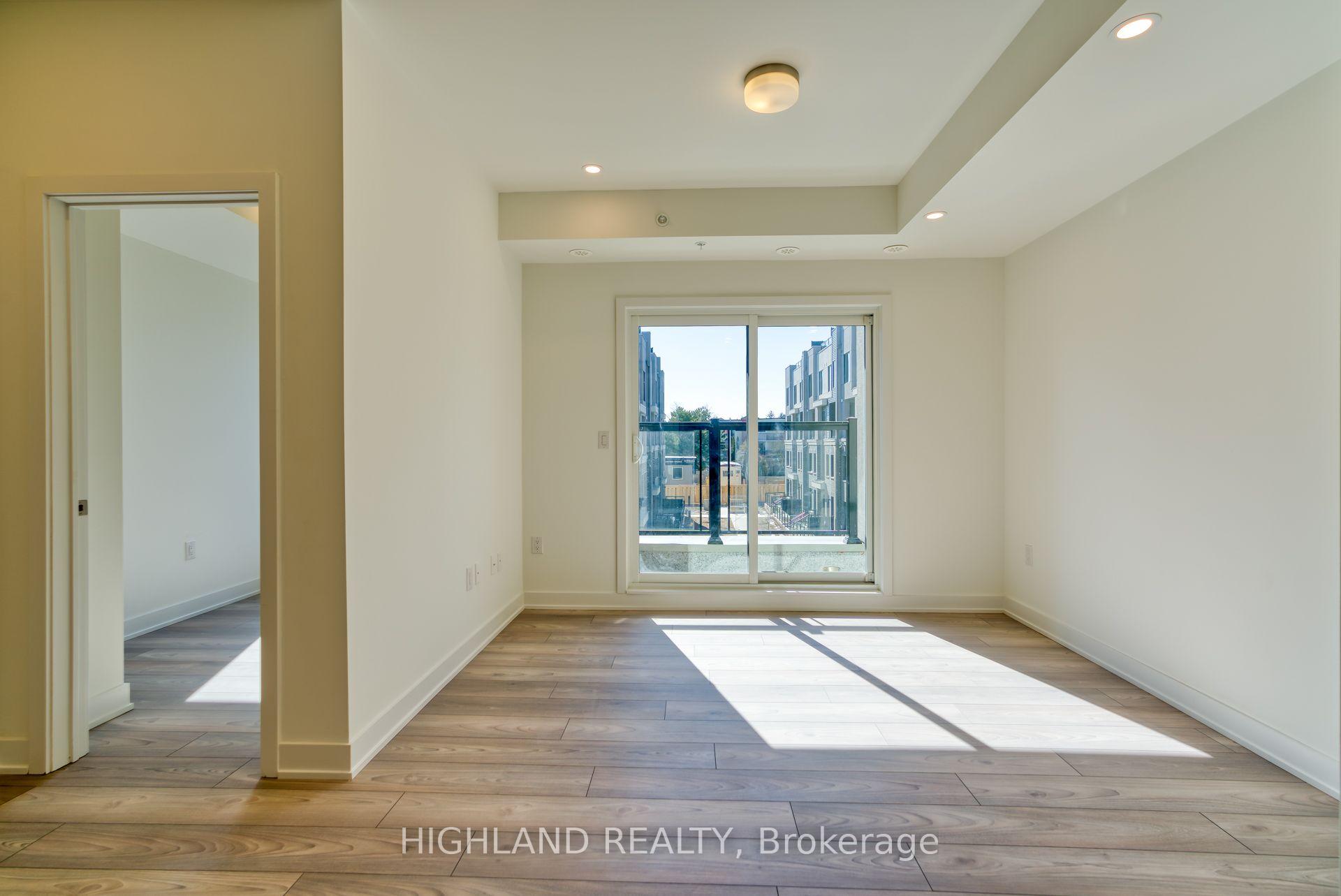 Photo 4 of Unit 7, 3473 Widdicombe Way, Mississauga, Erin Mills — HOMEH