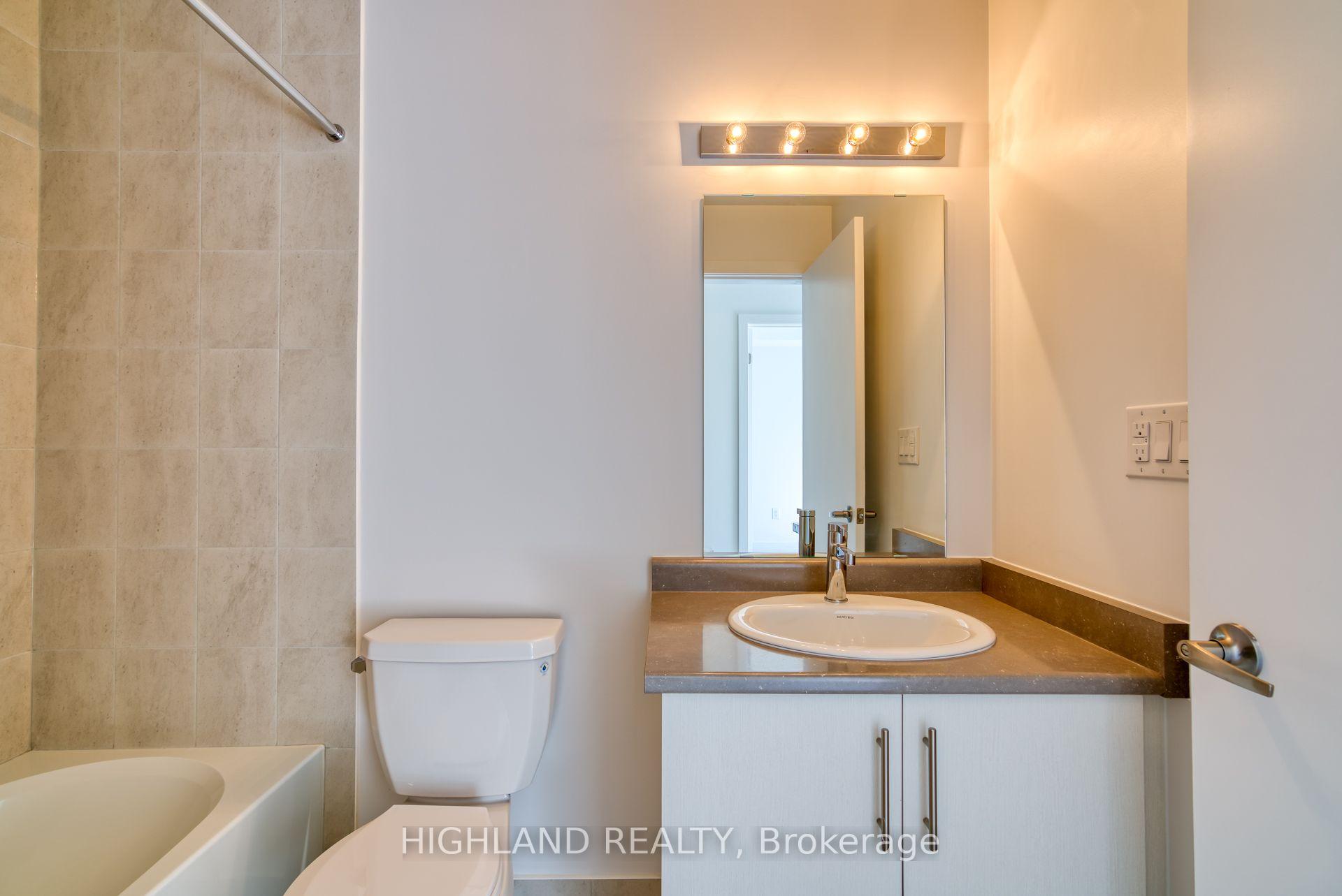Photo 11 of Unit 7, 3473 Widdicombe Way, Mississauga, Erin Mills — HOMEH