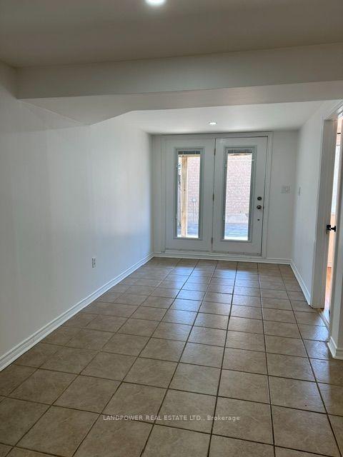 Photo 3 of Unit Bsmt, 358 William Berczy Boulevard, Markham, Berczy — HOMEH