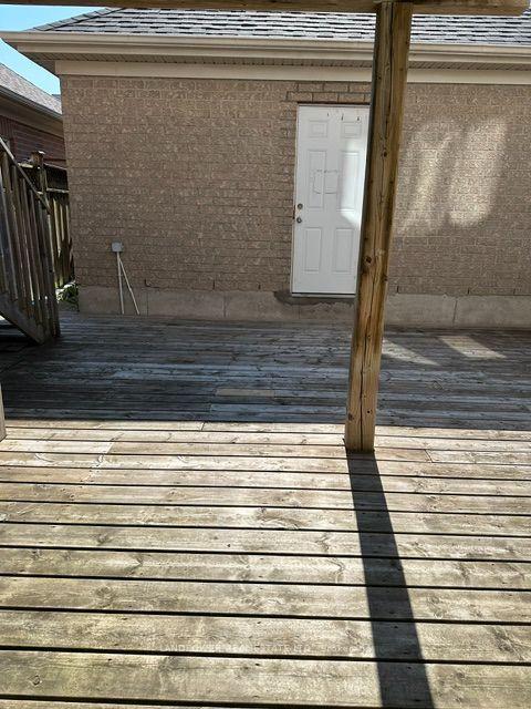 Photo 9 of Unit Bsmt, 358 William Berczy Boulevard, Markham, Berczy — HOMEH