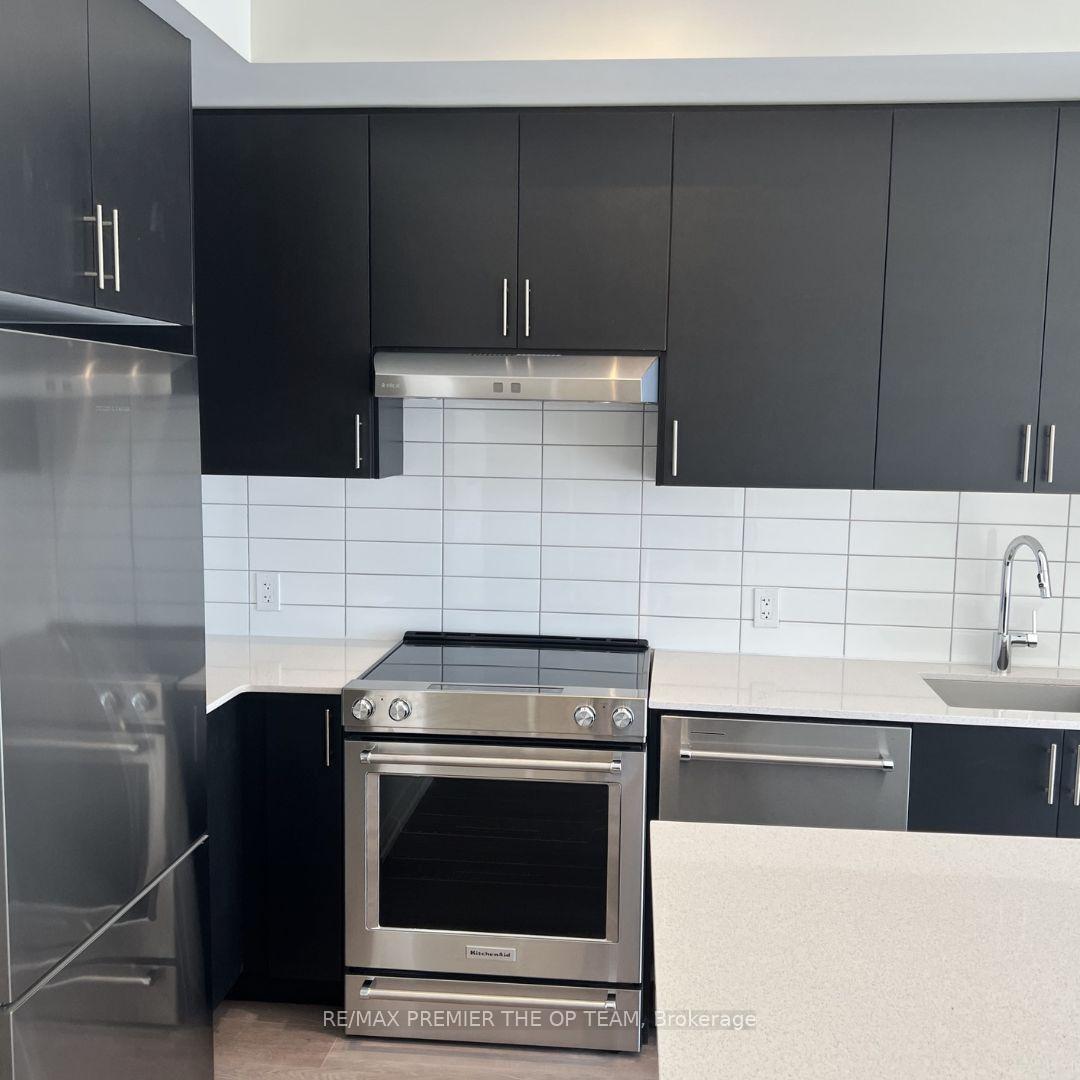 Photo 7 of Unit 2003, 9000 Jane Street, Vaughan, Vellore Village — HOMEH