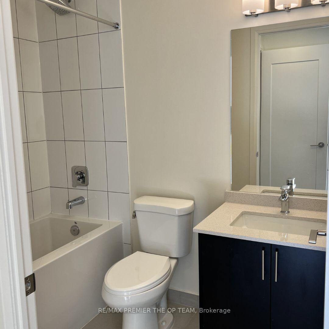 Photo 11 of Unit 2003, 9000 Jane Street, Vaughan, Vellore Village — HOMEH
