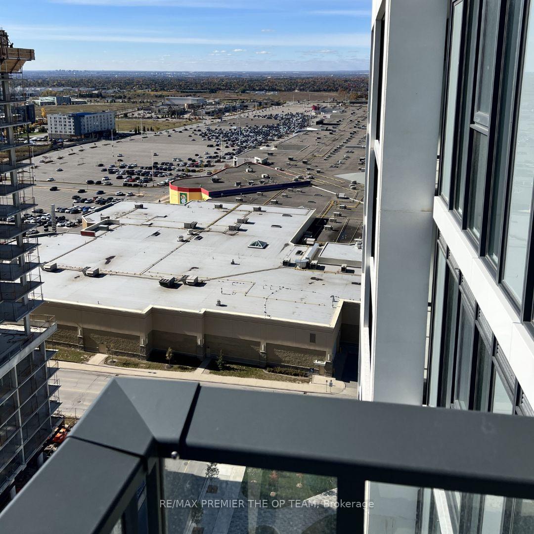 Photo 18 of Unit 2003, 9000 Jane Street, Vaughan, Vellore Village — HOMEH