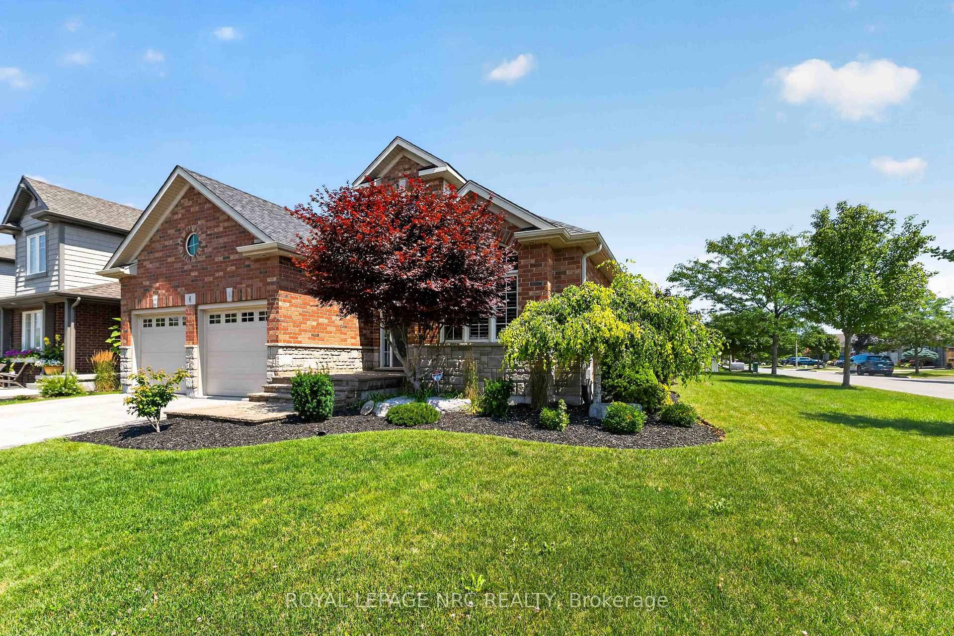 Photo 2 of 6 Cardinal Crescent, Welland, Coyle Creek — HOMEH