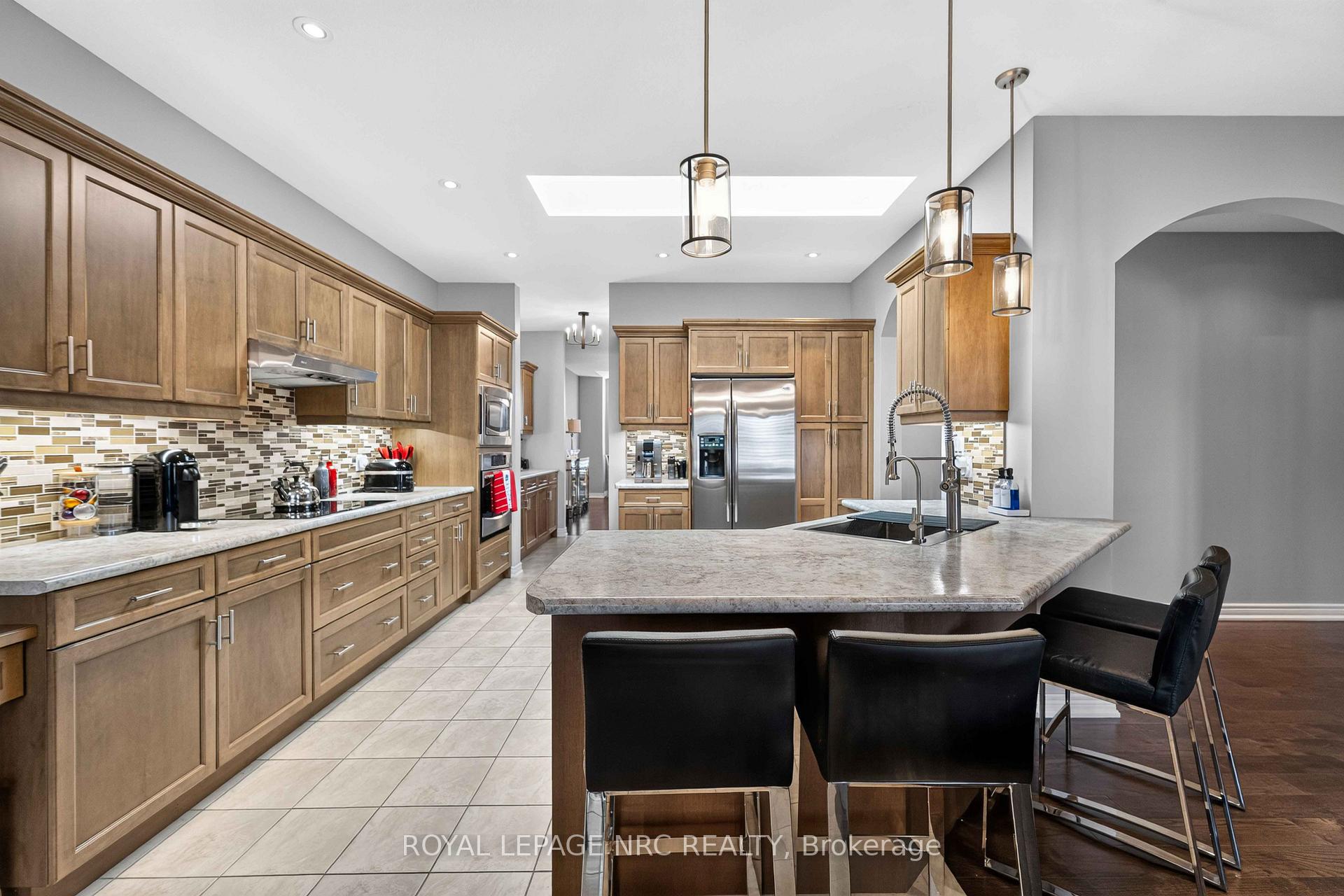 Photo 21 of 6 Cardinal Crescent, Welland, Coyle Creek — HOMEH