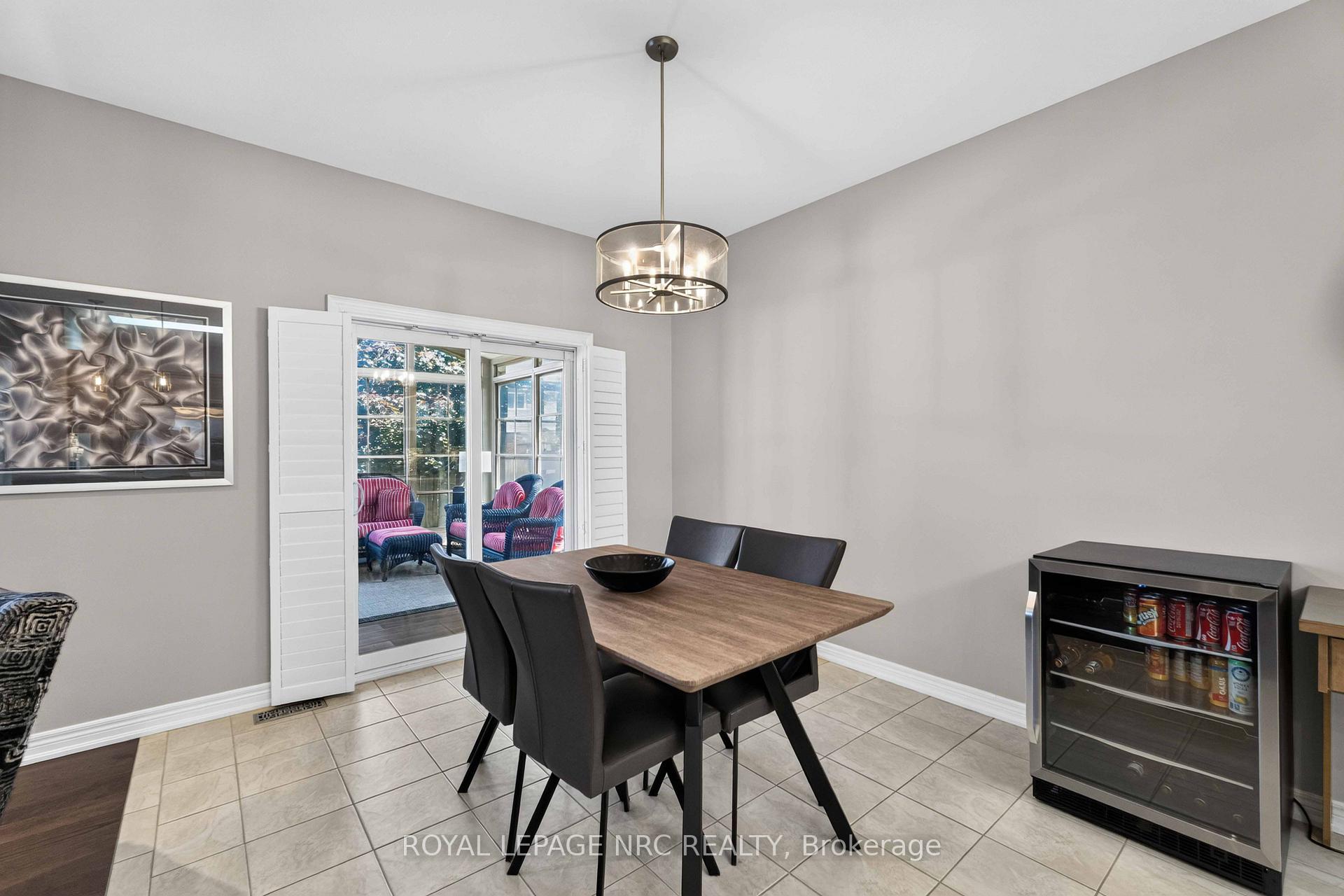 Photo 23 of 6 Cardinal Crescent, Welland, Coyle Creek — HOMEH