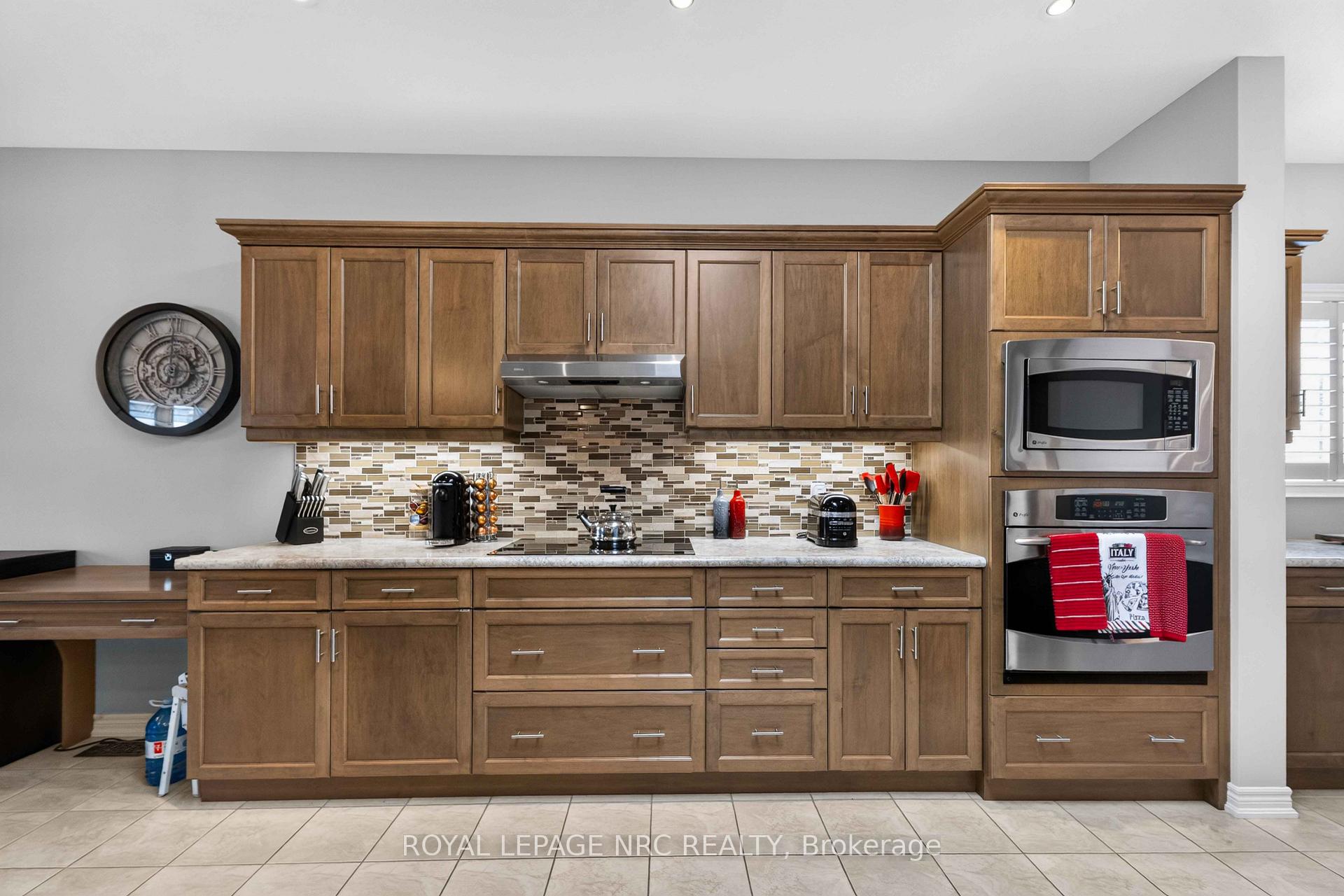 Photo 33 of 6 Cardinal Crescent, Welland, Coyle Creek — HOMEH