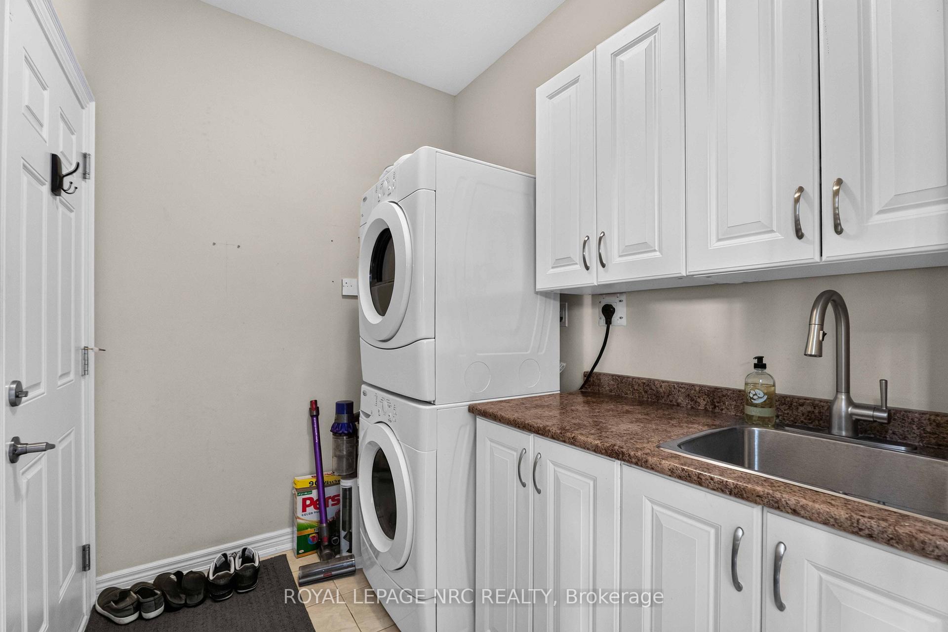 Photo 43 of 6 Cardinal Crescent, Welland, Coyle Creek — HOMEH