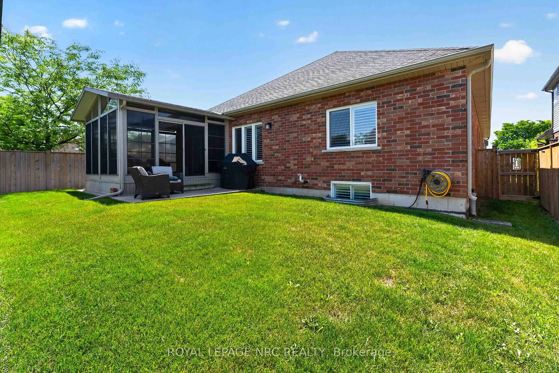 Photo 68 of 6 Cardinal Crescent, Welland, Coyle Creek — HOMEH