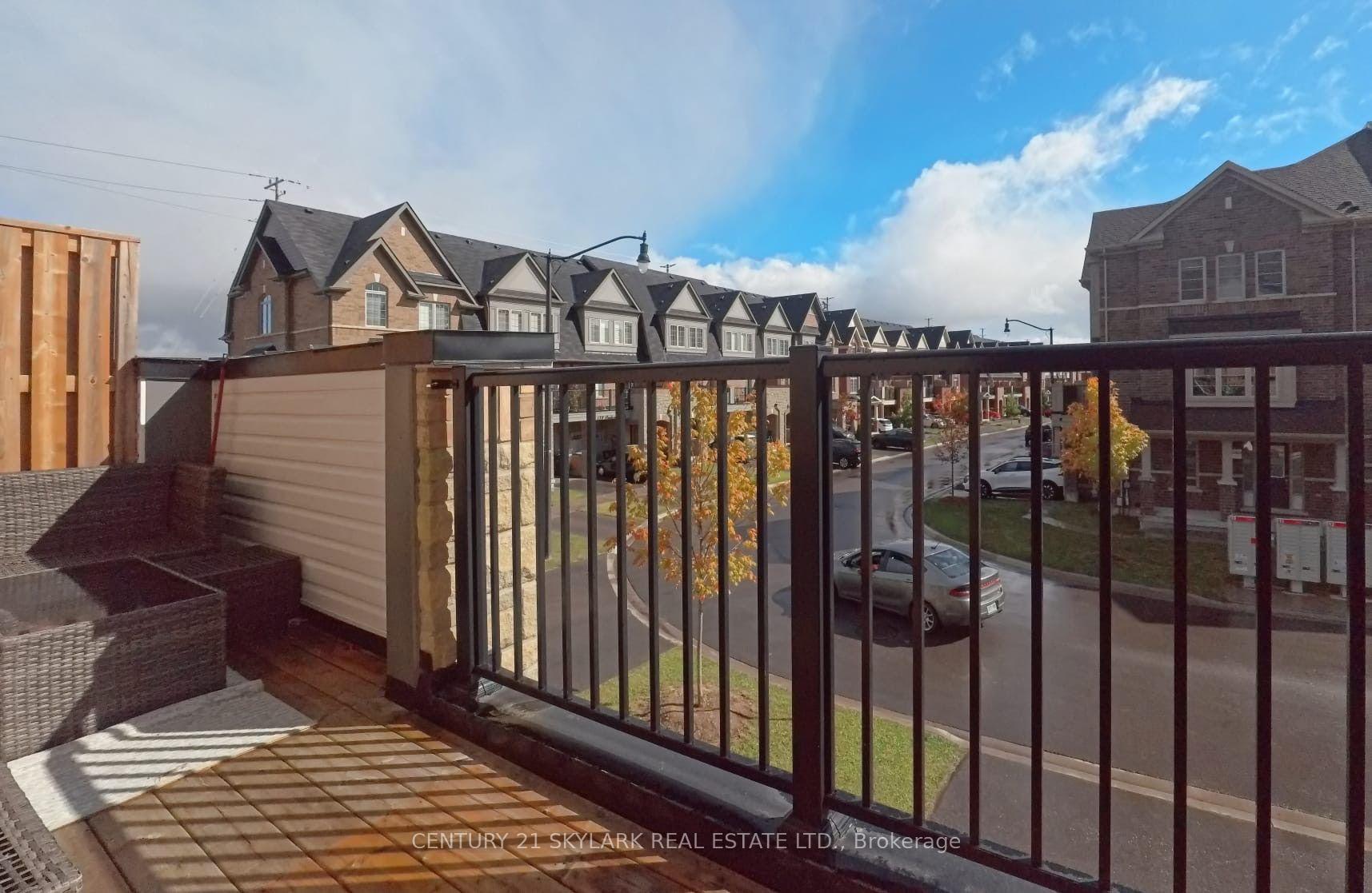 Photo 27 of 126 Fruitvale Circle, Brampton, Northwest Brampton — HOMEH