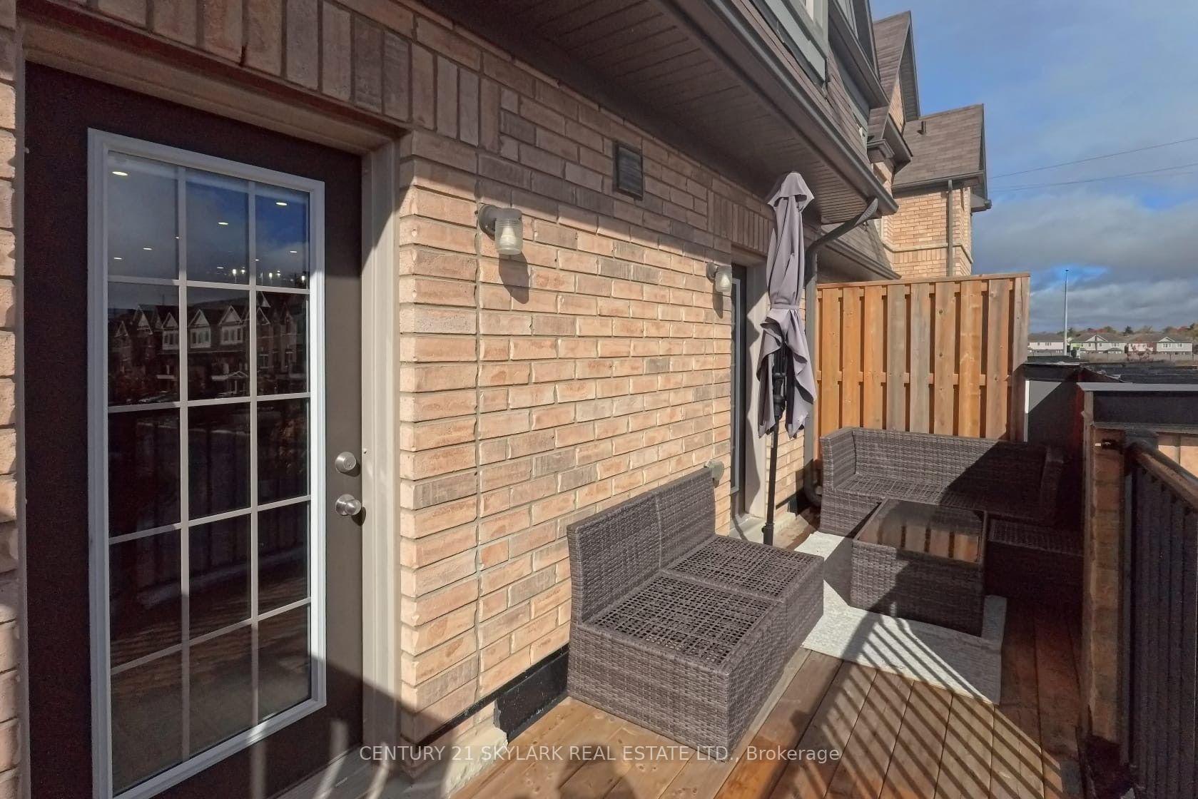 Photo 28 of 126 Fruitvale Circle, Brampton, Northwest Brampton — HOMEH