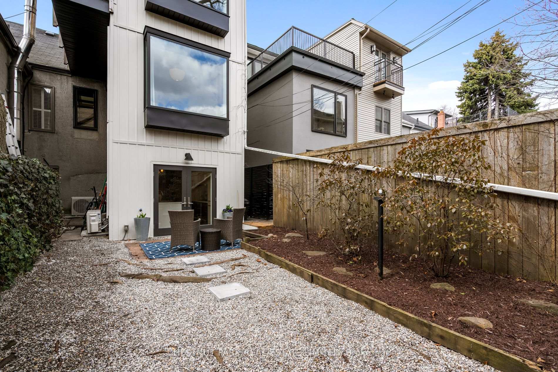 Photo 44 of 9 Ottawa Street, Toronto, Rosedale-Moore Park — HOMEH