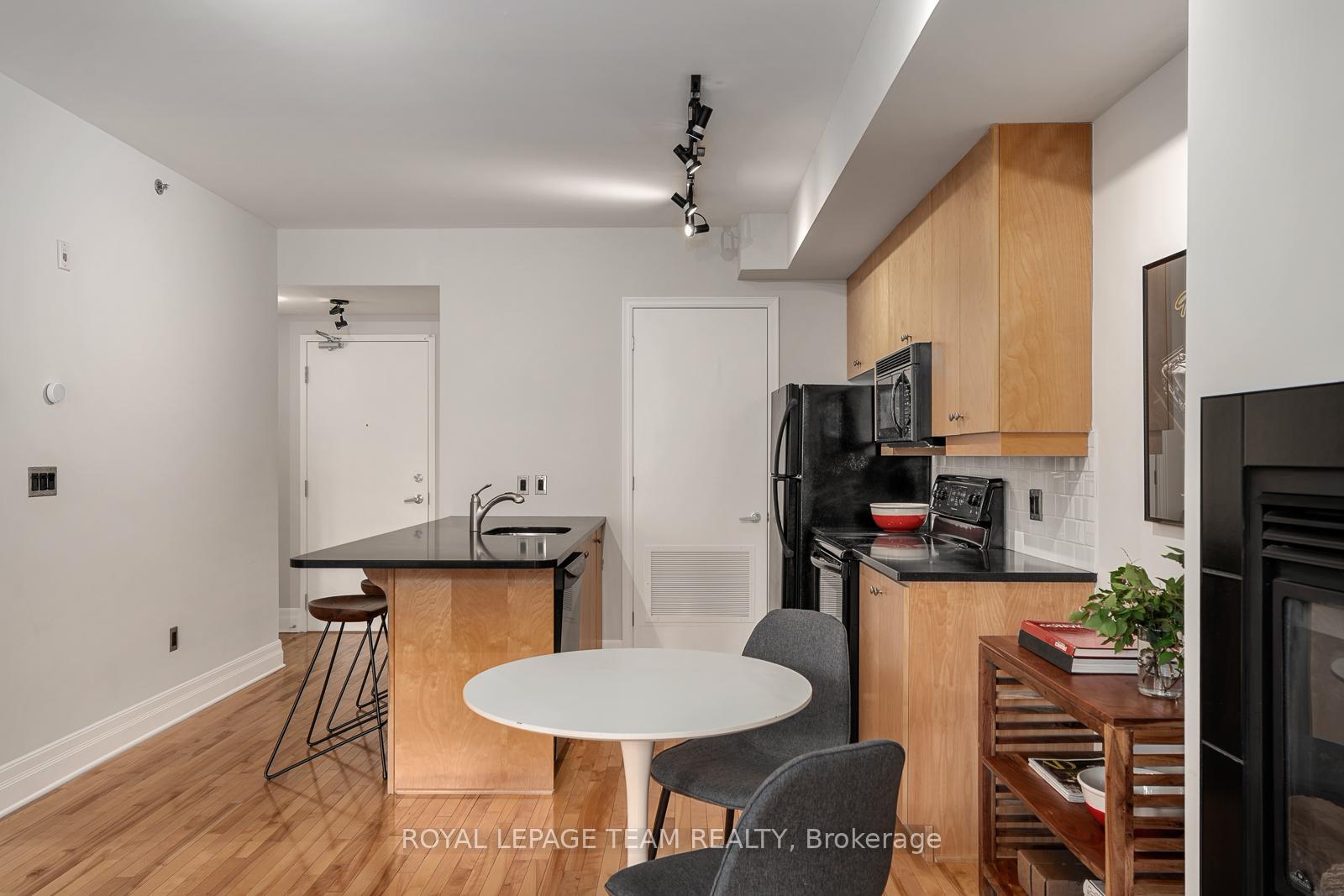 Photo 7 of Unit 101, 457 Mcleod Street, Ottawa, Ottawa Centre — HOMEH