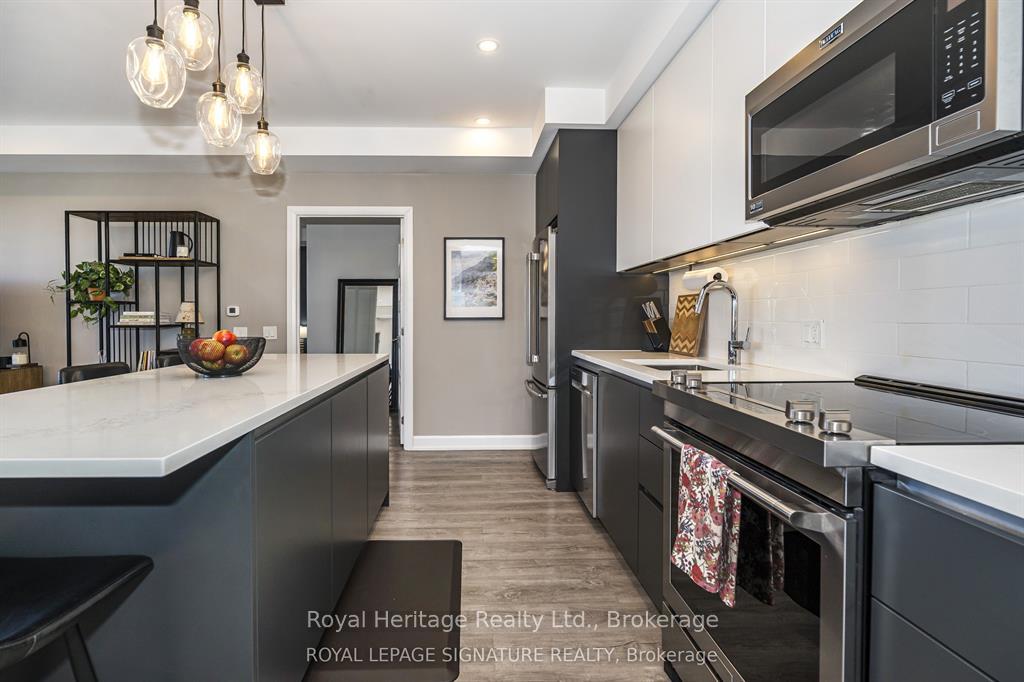 Photo 4 of Unit 412, 195 Hunter Street E, Peterborough, Ashburnham Ward 4 — HOMEH