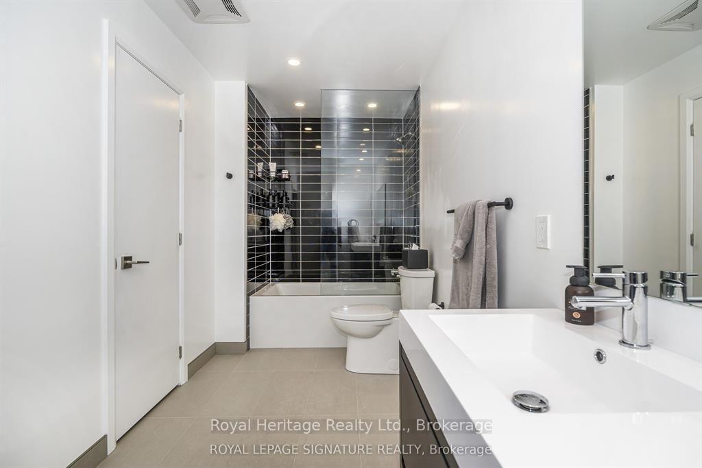 Photo 13 of Unit 412, 195 Hunter Street E, Peterborough, Ashburnham Ward 4 — HOMEH