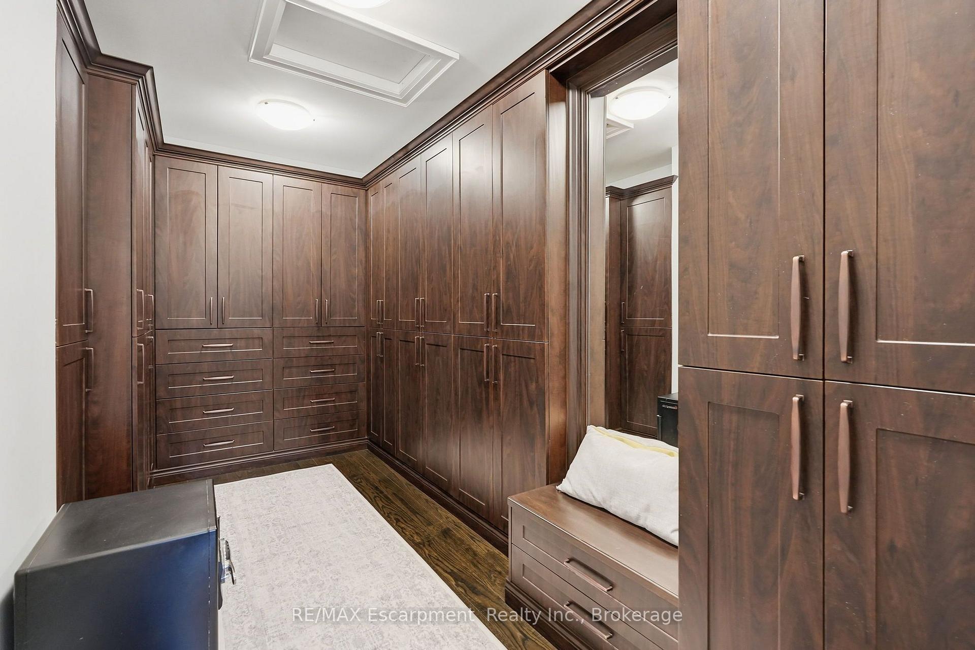 Photo 25 of 4180 Lakeshore Road, Burlington, Shoreacres — HOMEH