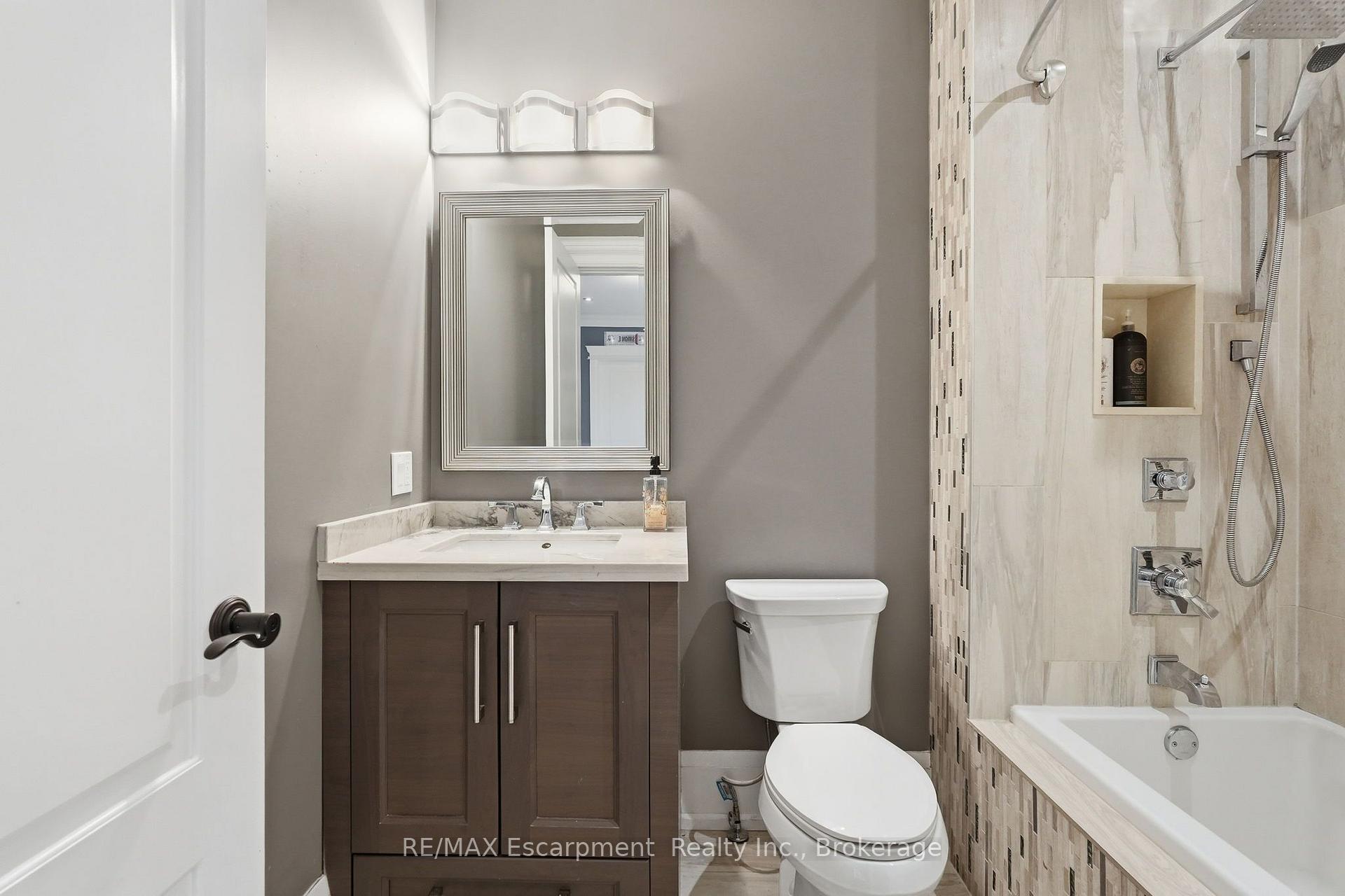 Photo 33 of 4180 Lakeshore Road, Burlington, Shoreacres — HOMEH