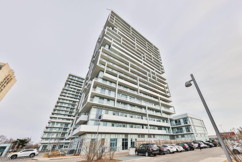Photo 2 of Unit 218, 65 Speers Road, Oakville, Old Oakville — HOMEH