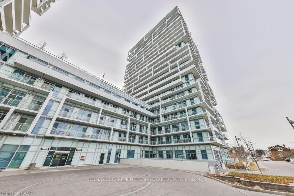 Photo 3 of Unit 218, 65 Speers Road, Oakville, Old Oakville — HOMEH