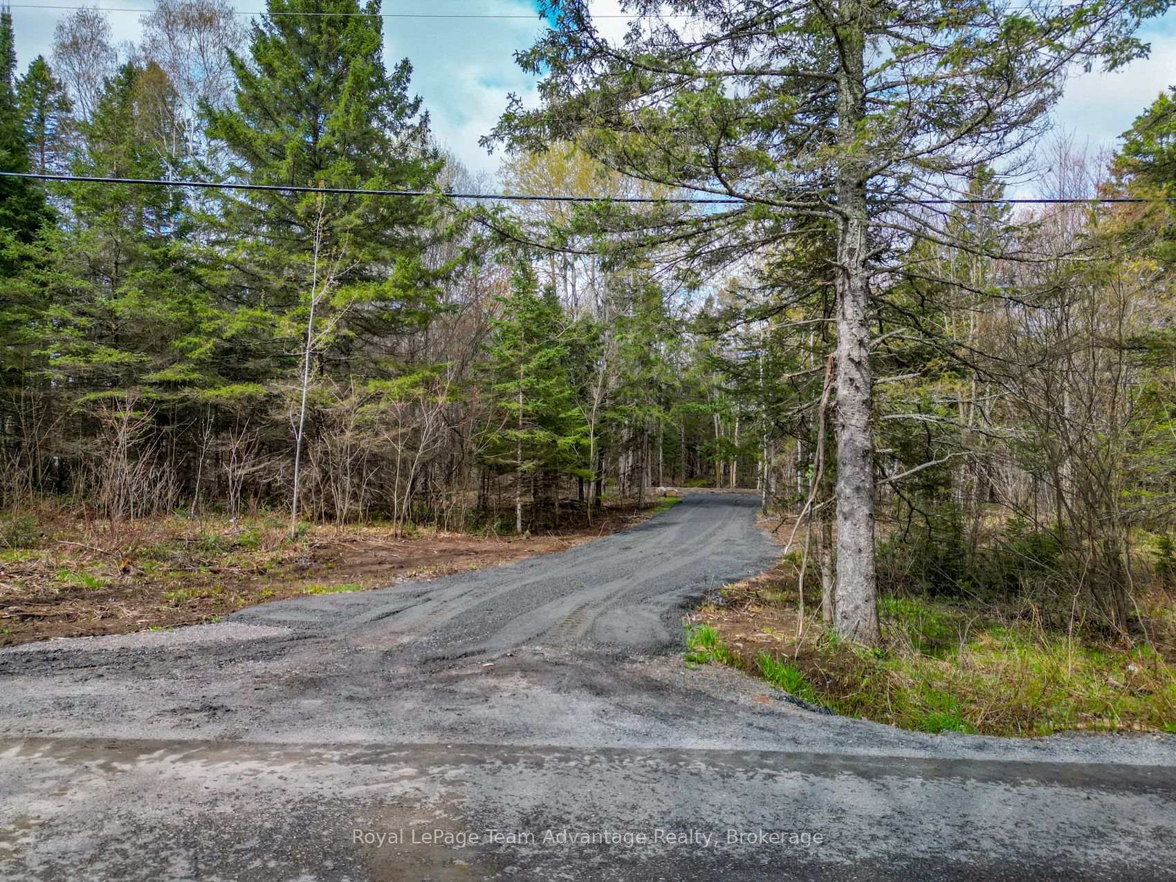 Photo of 0 Centre Road W
