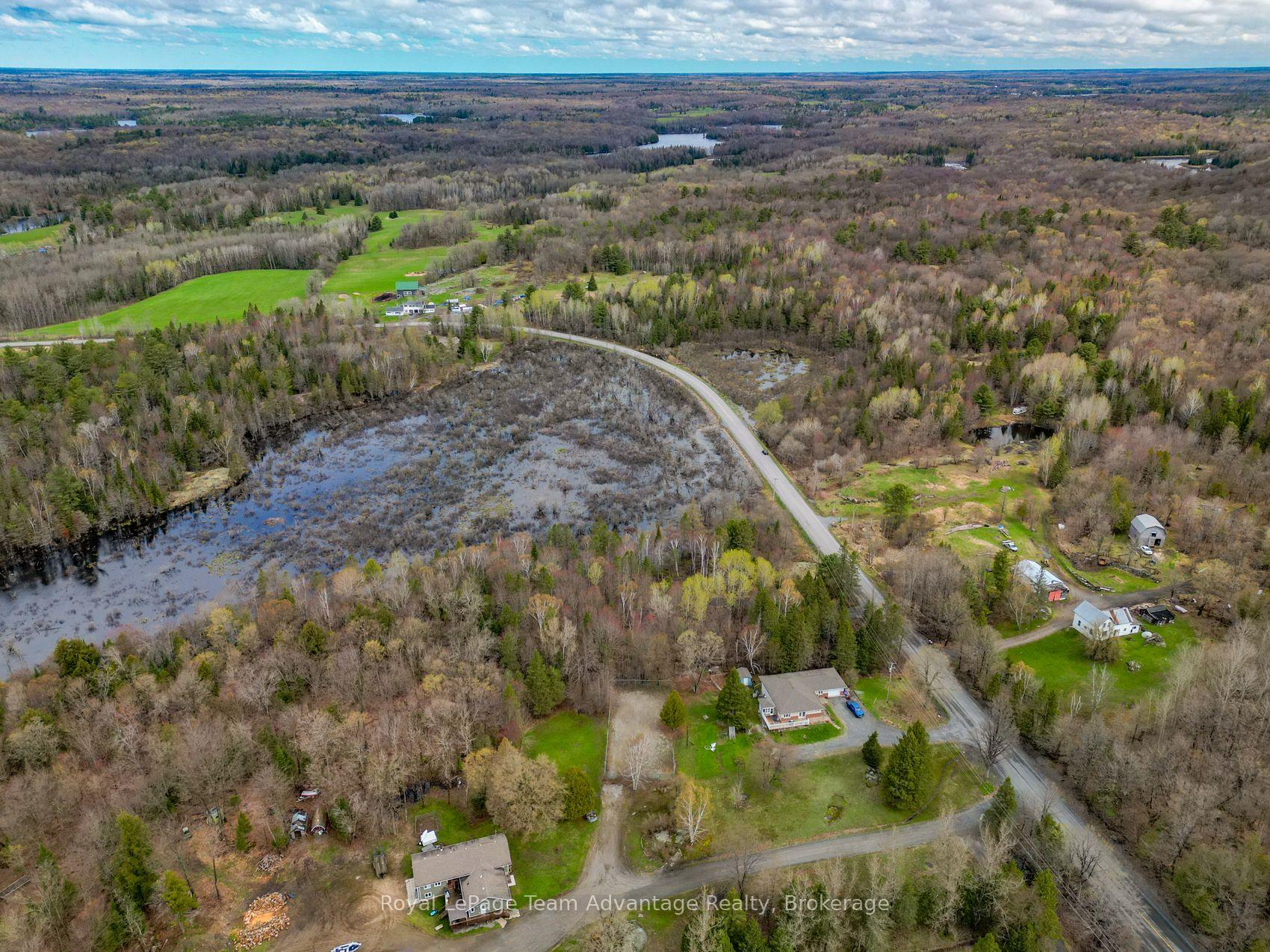 Photo 25 of Centre Road W, McKellar — HOMEH