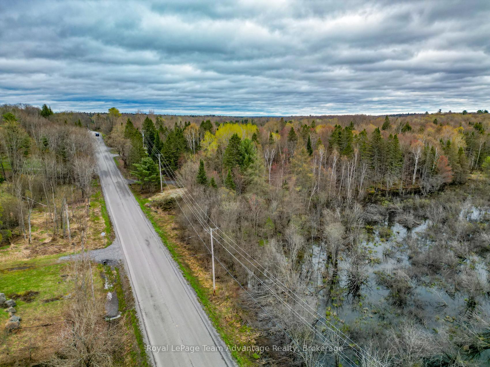 Photo 28 of Centre Road W, McKellar — HOMEH