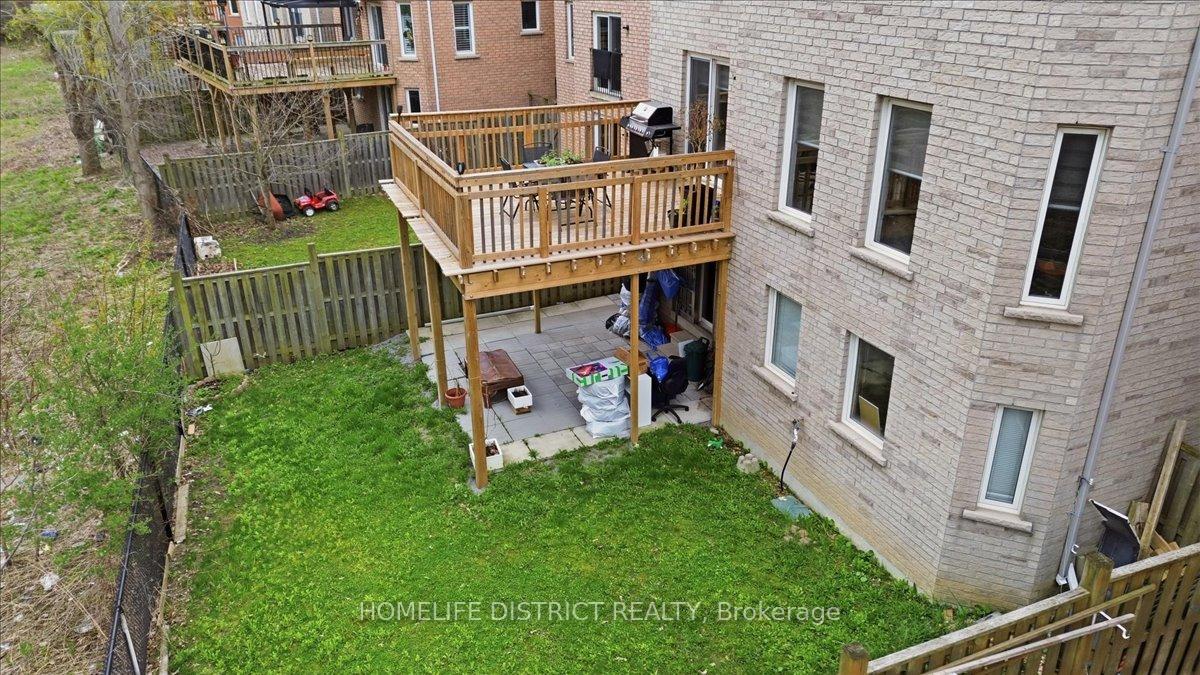Photo 2 of 43 Bethany Street, Markham, Cedarwood — HOMEH