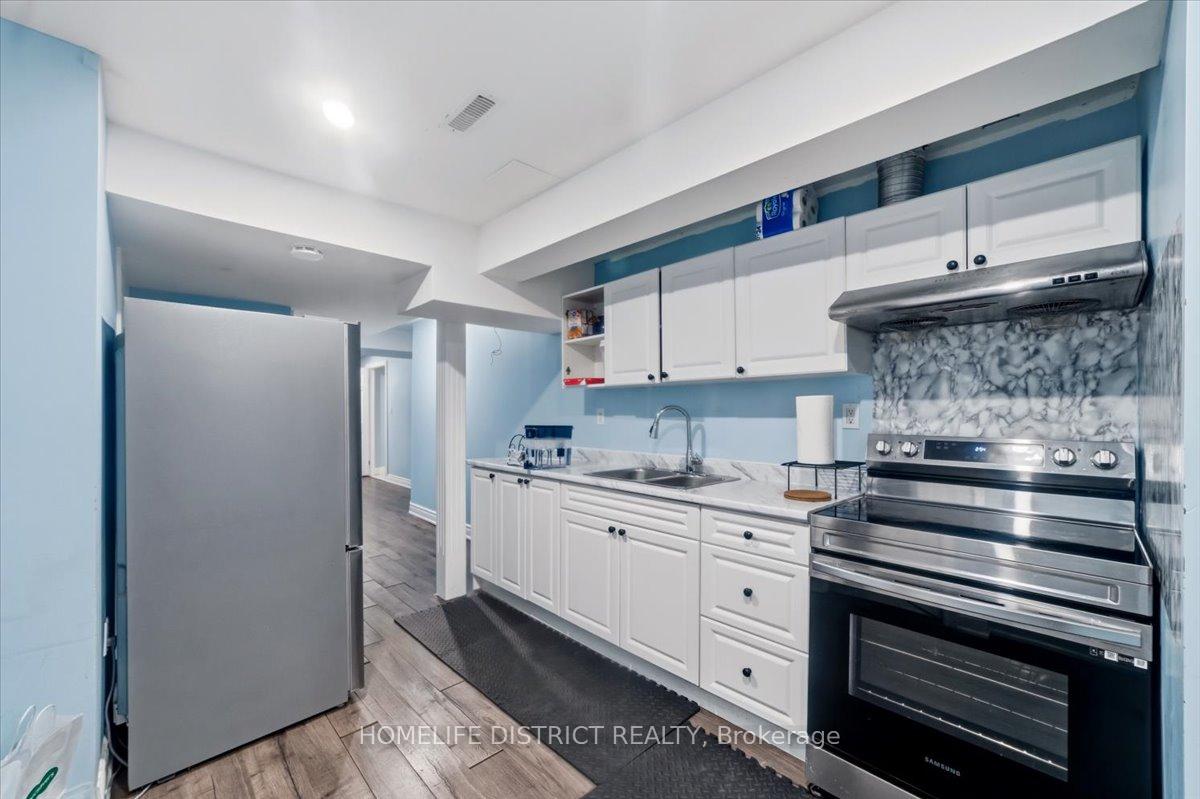 Photo 42 of 43 Bethany Street, Markham, Cedarwood — HOMEH