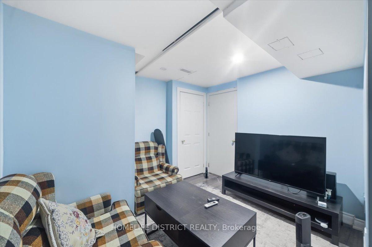 Photo 49 of 43 Bethany Street, Markham, Cedarwood — HOMEH
