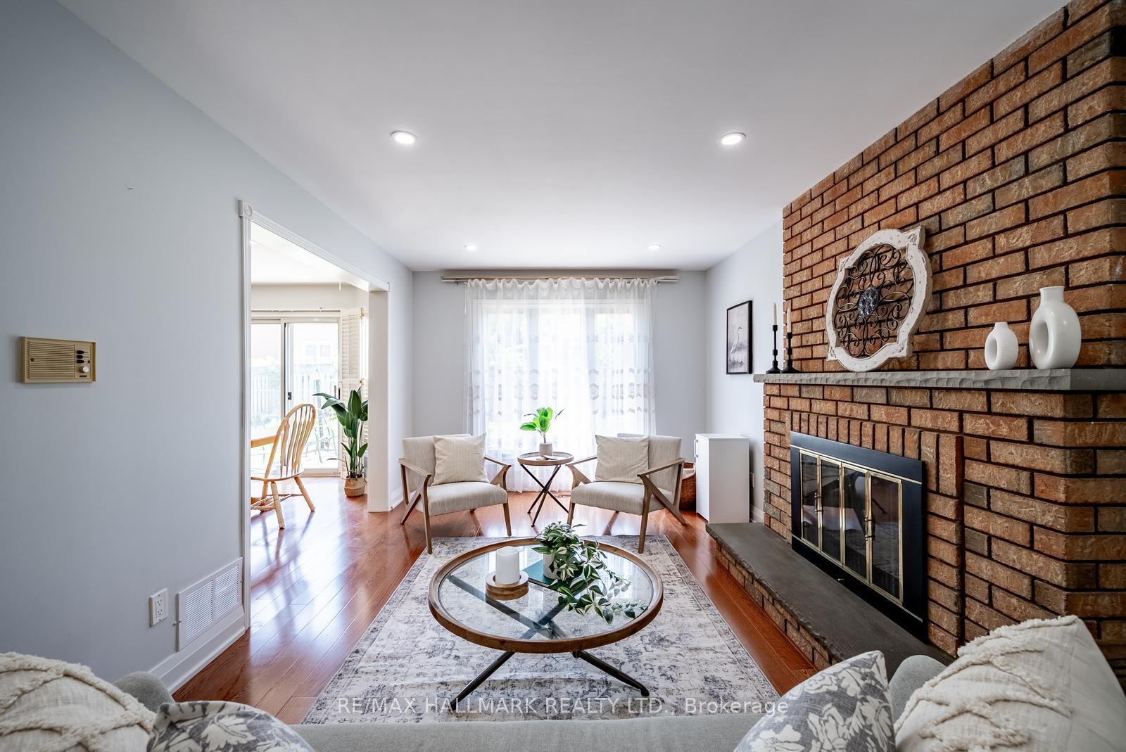 Photo 19 of 75 Captain Francis Drive, Markham, Buttonville — HOMEH